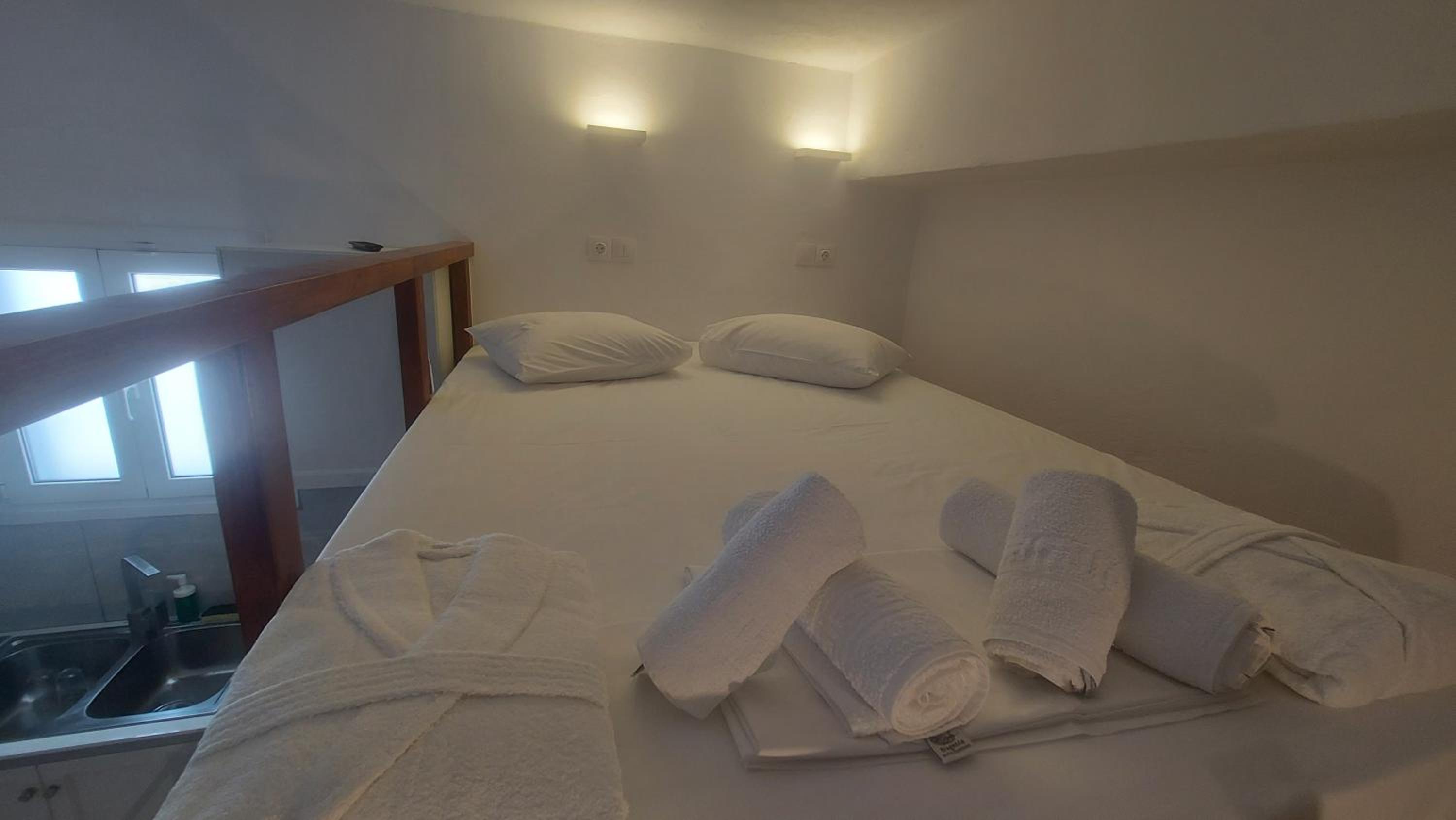 One-Bedroom Apartment - Photo 28