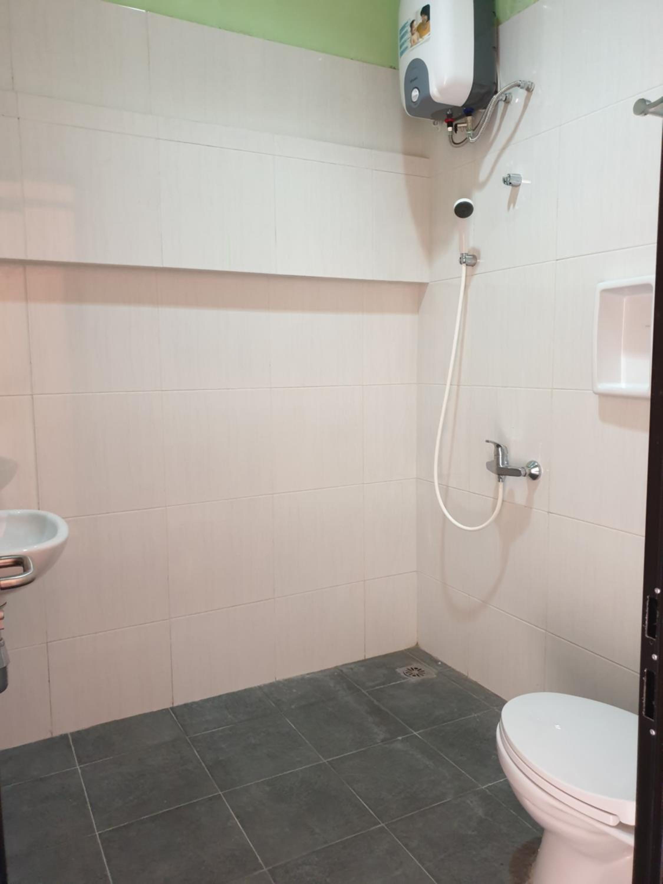 Quadruple Room - Photo 4
