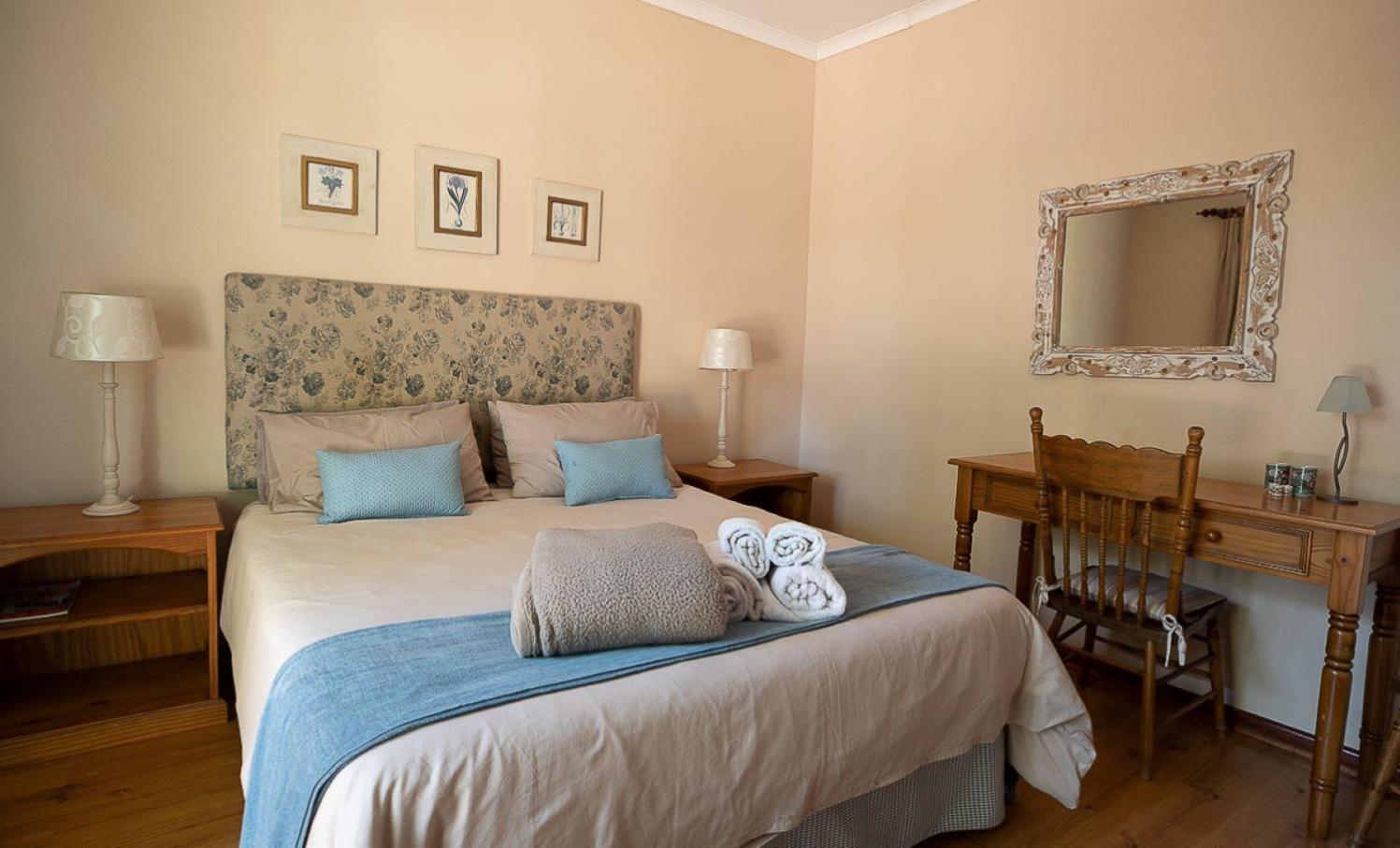 Deluxe Twin Room with Shower photo 1