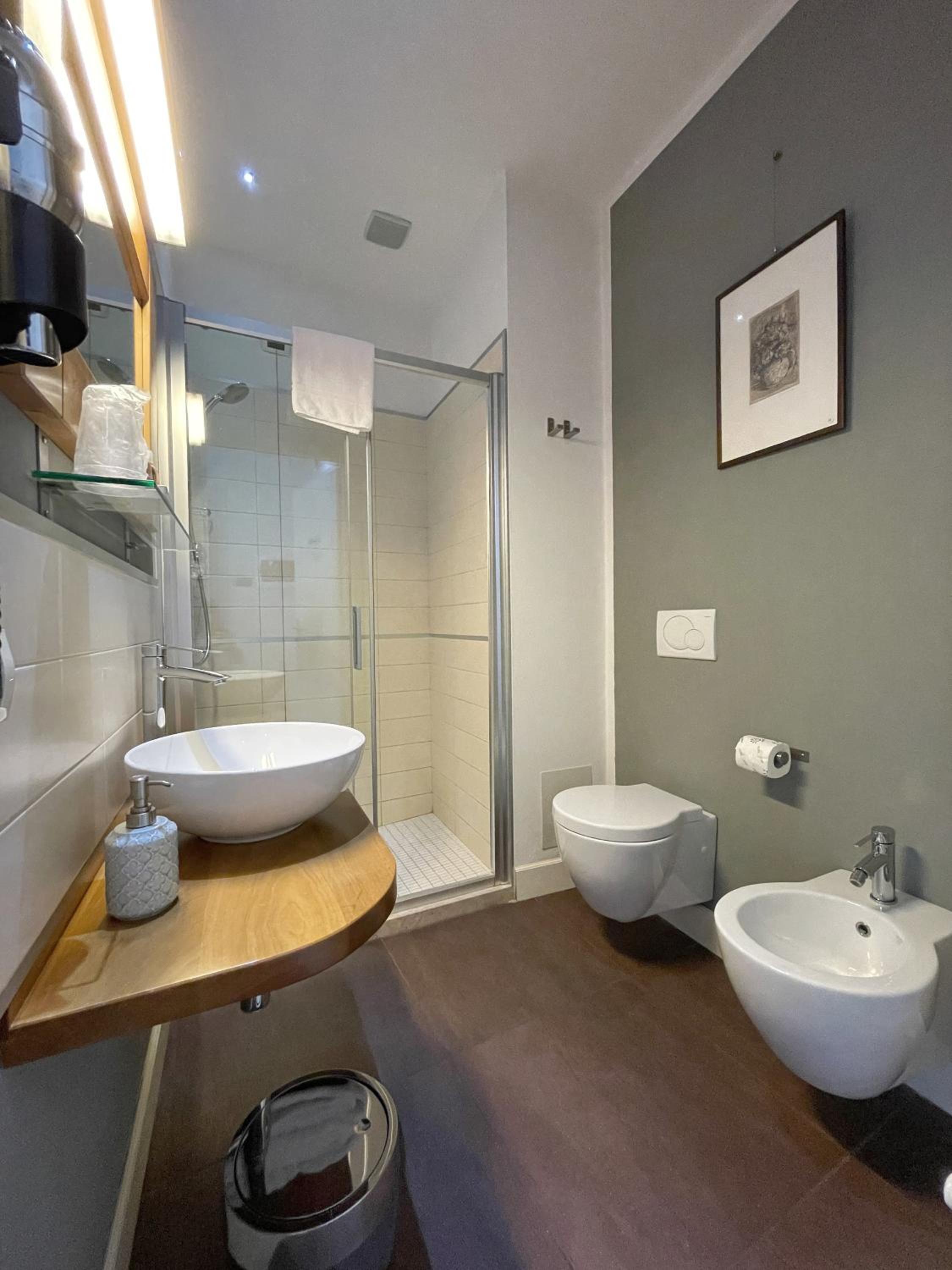 Standard Double Room photo 2