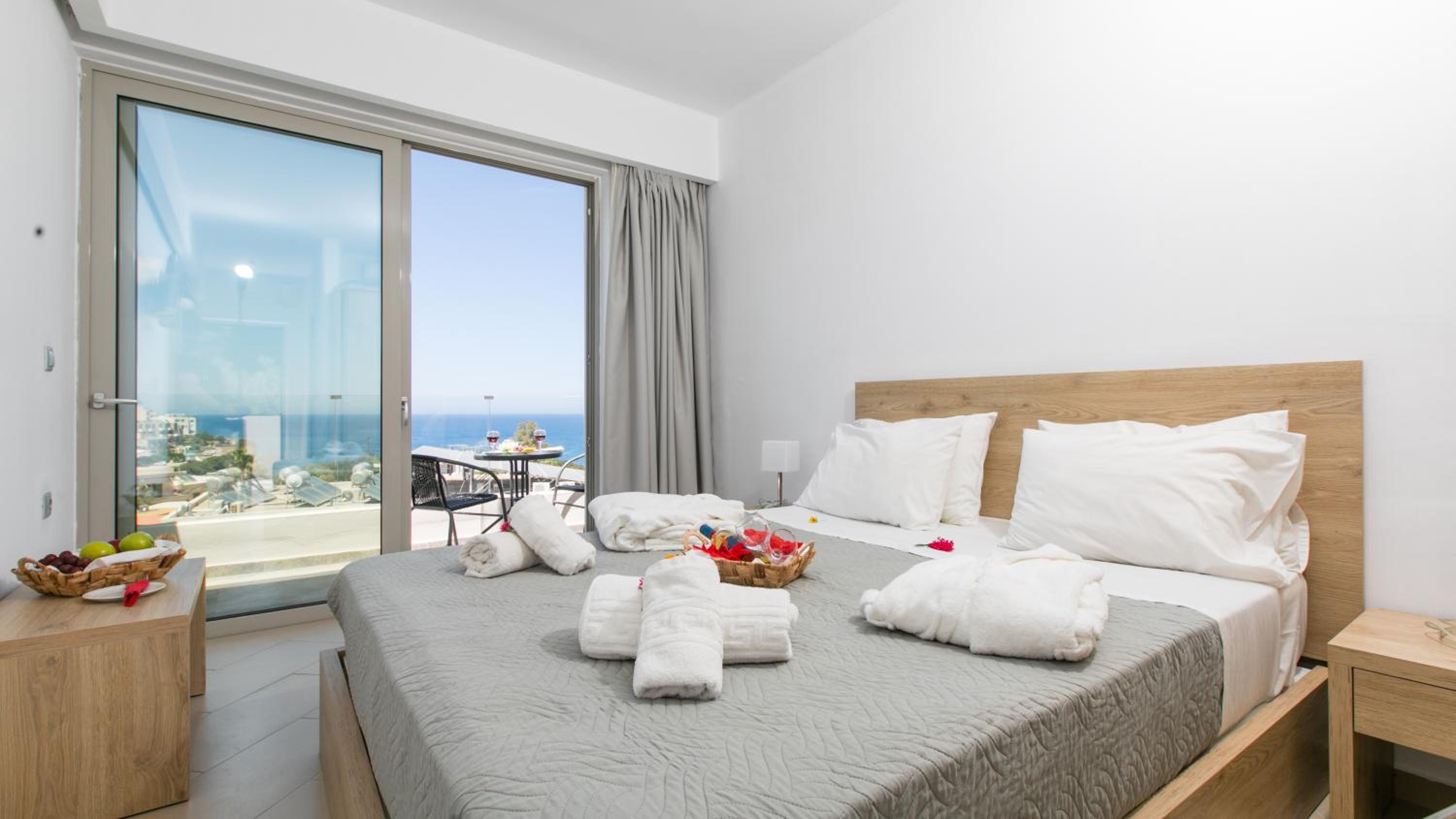 Superior Double Room - Photo 1