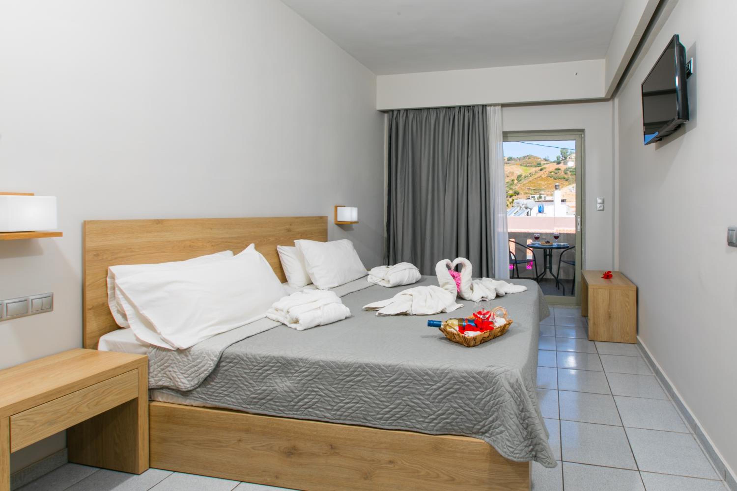 Superior Double Room - Photo 4