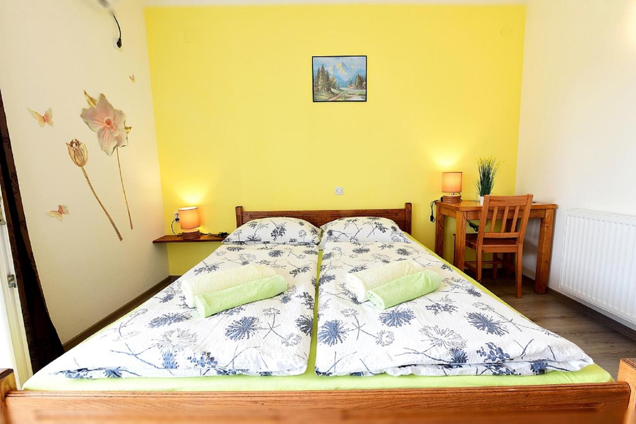 Double Room - Photo 2