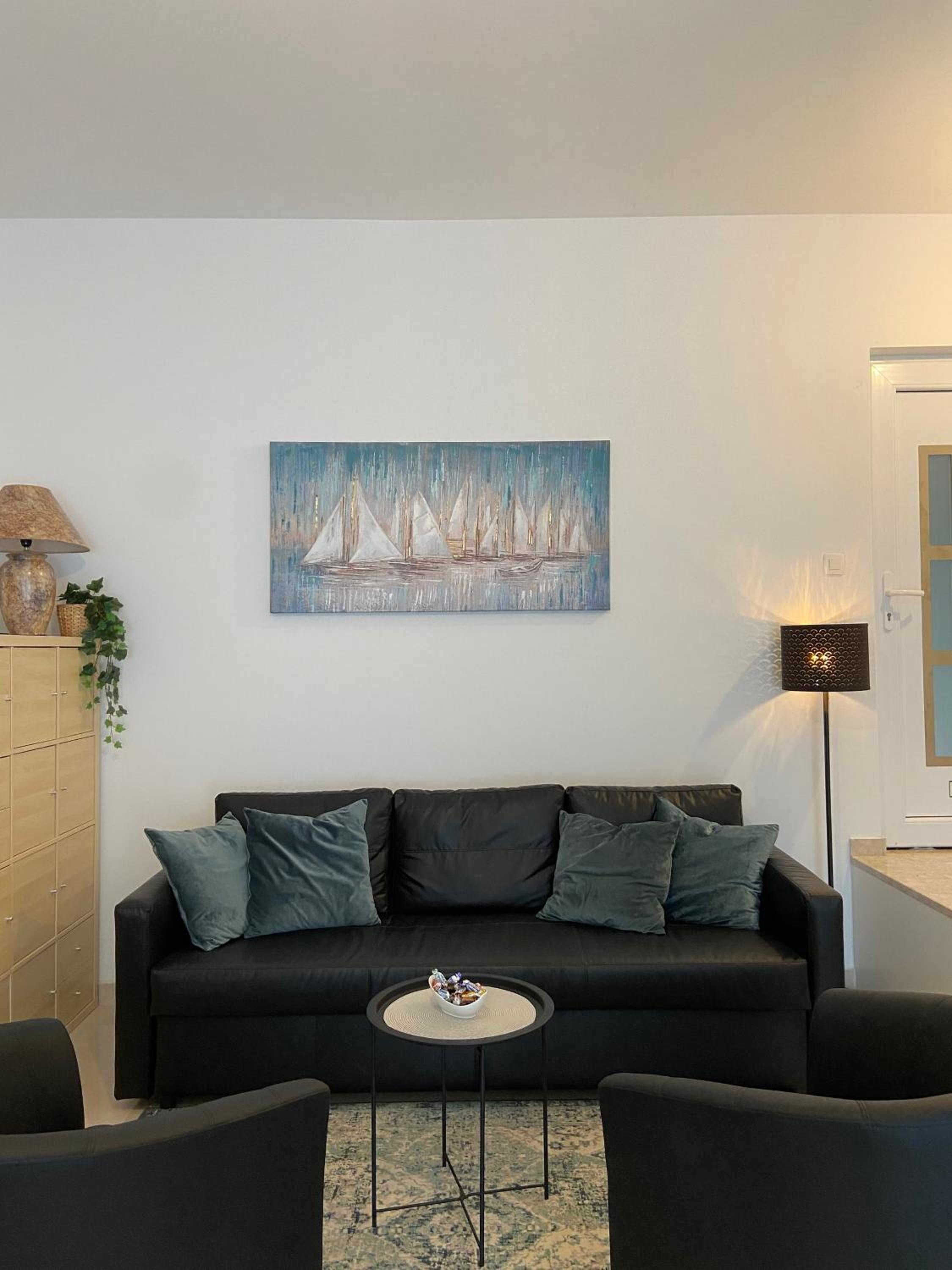 One-Bedroom Apartment - Photo 13