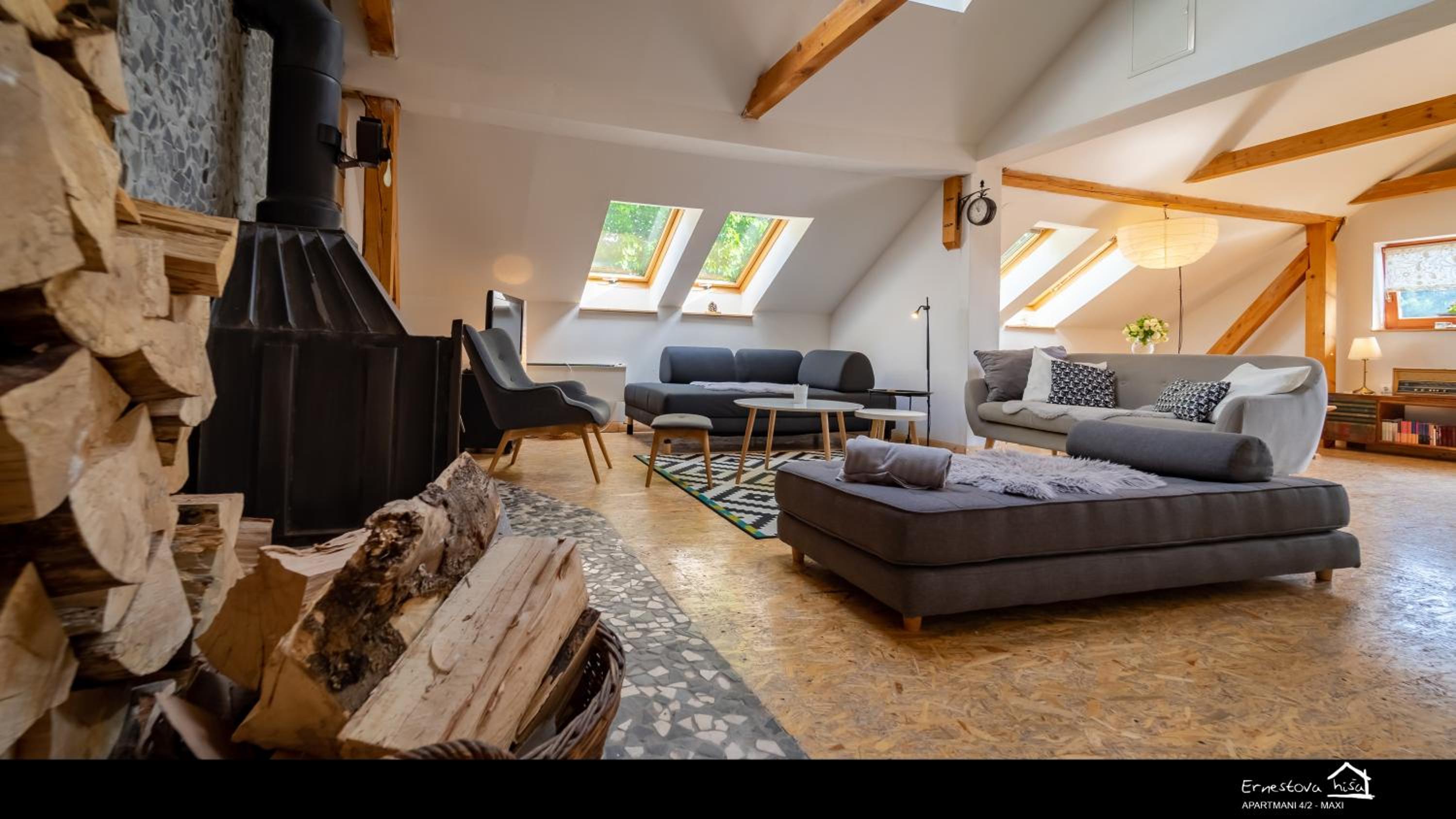 Two-Bedroom Apartment - Photo 15