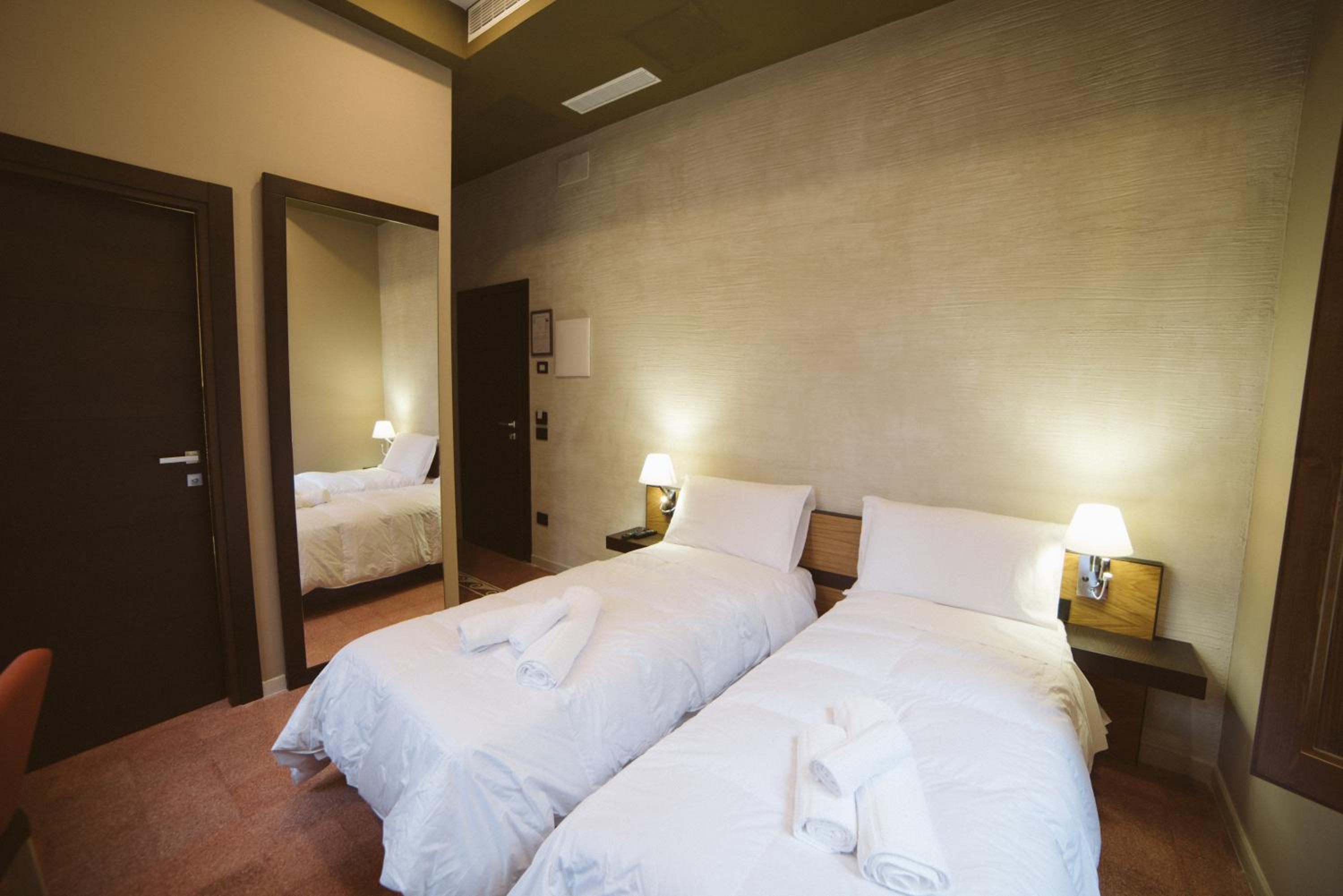 Double Room - Photo 1