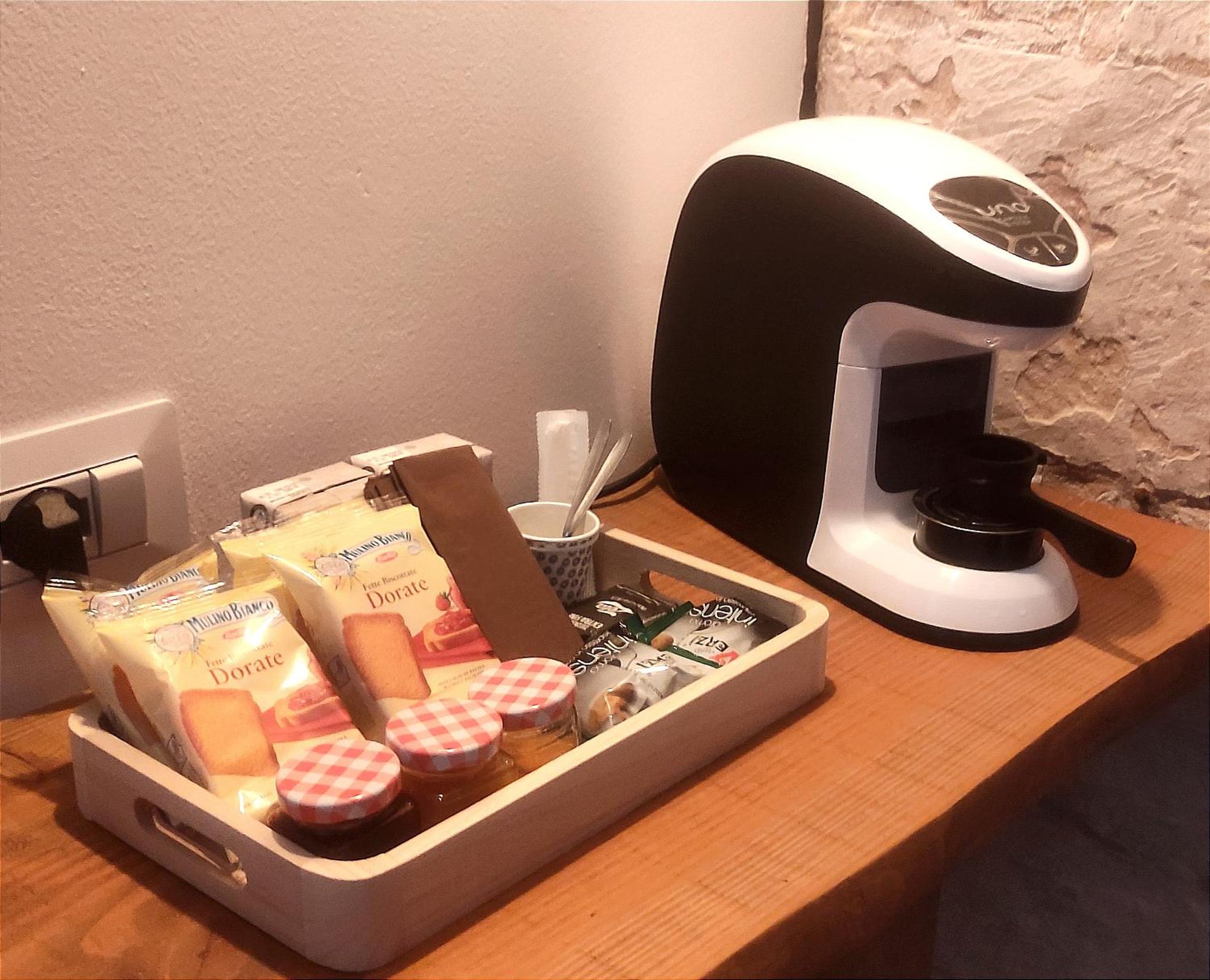 Studio Apartment - Photo 3