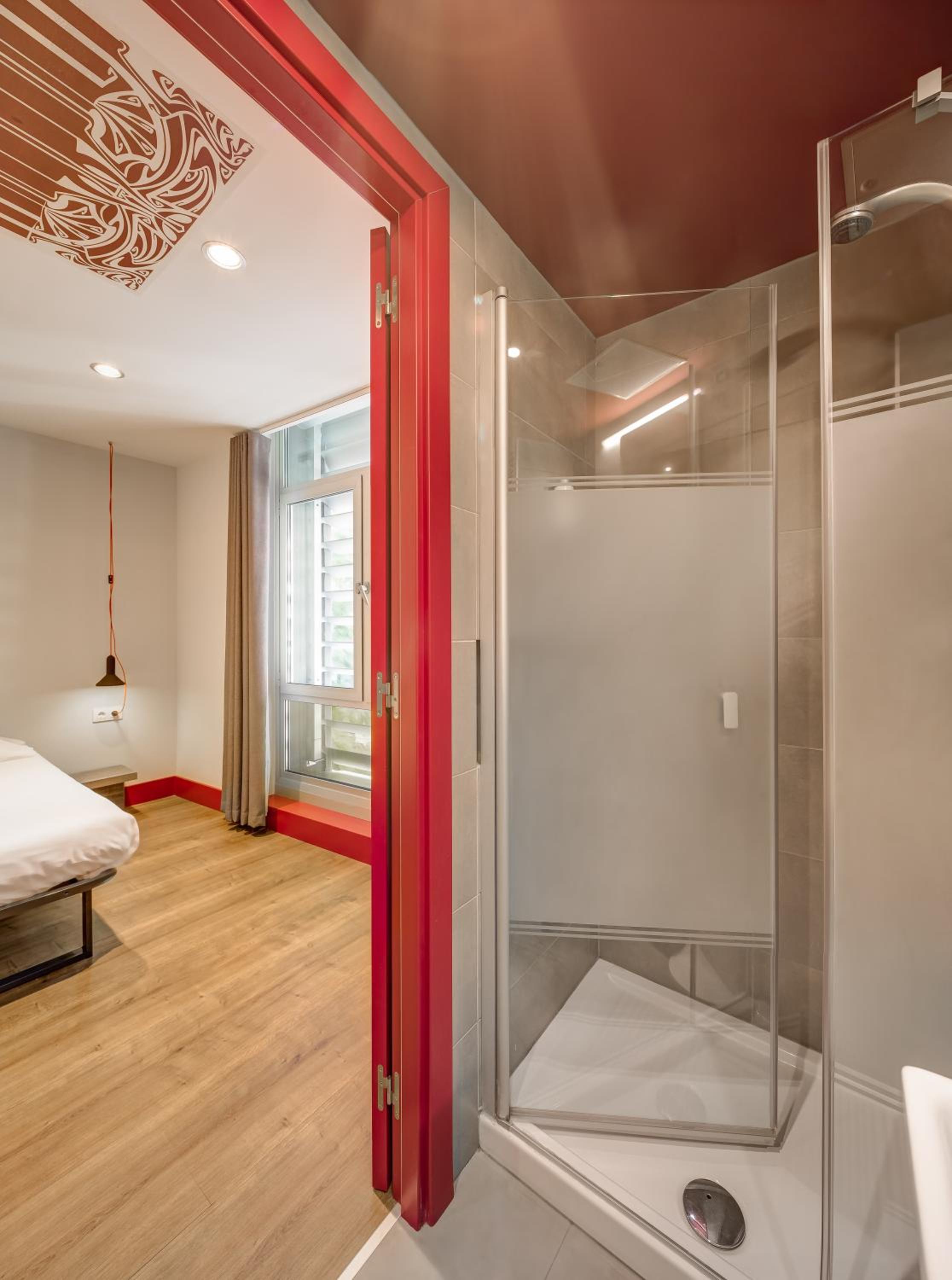 Deluxe Twin Room photo 3