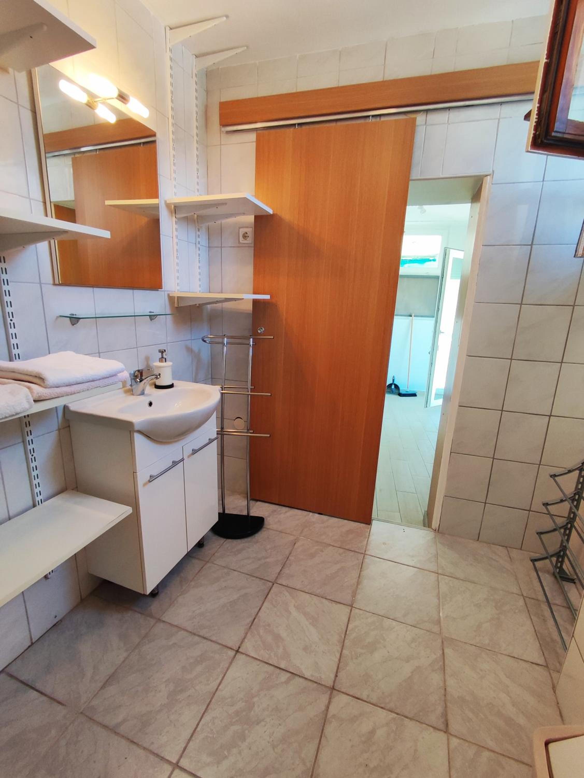 Apartment - Ground Floor photo 2