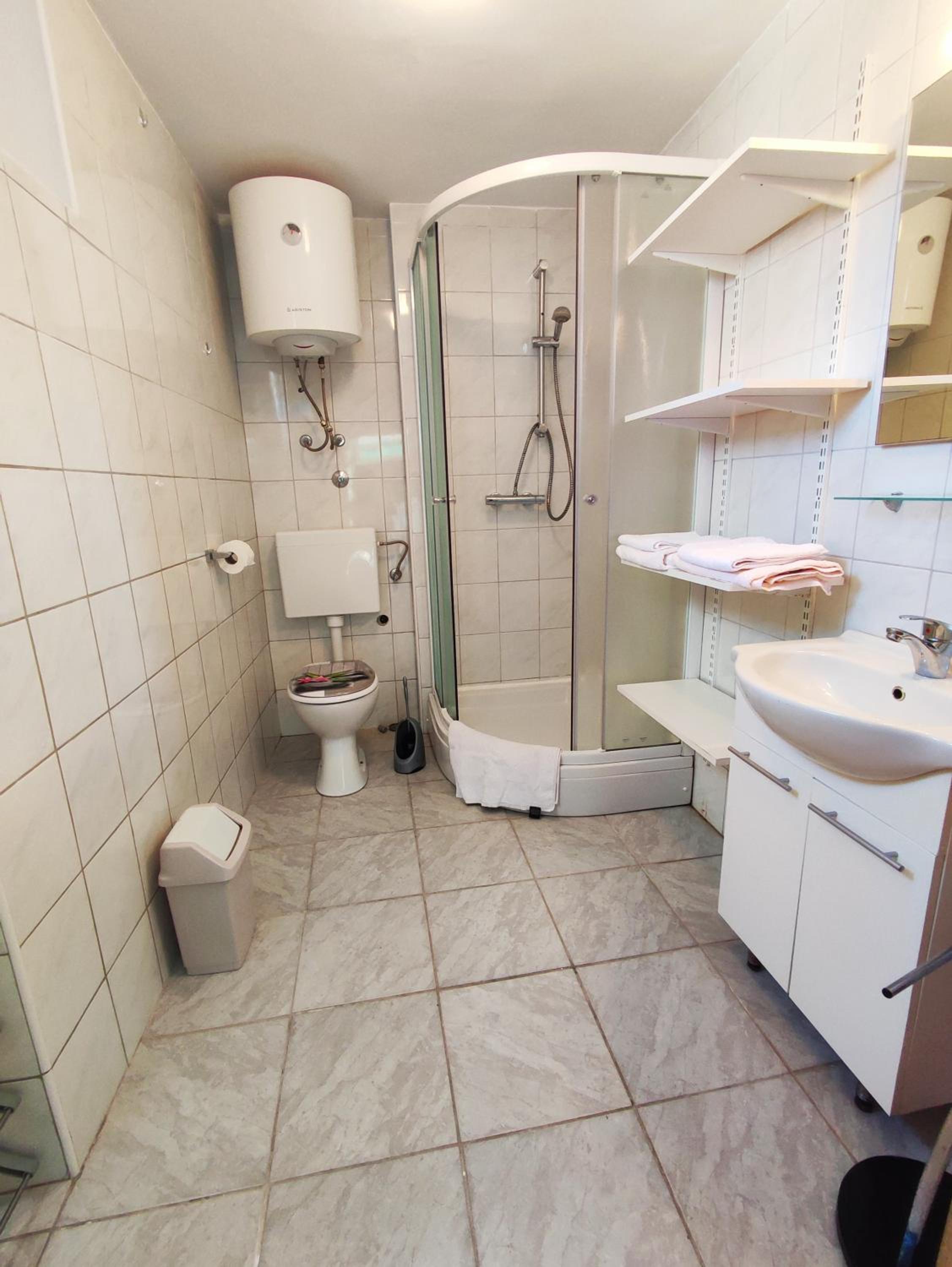 Apartment - Ground Floor photo 3