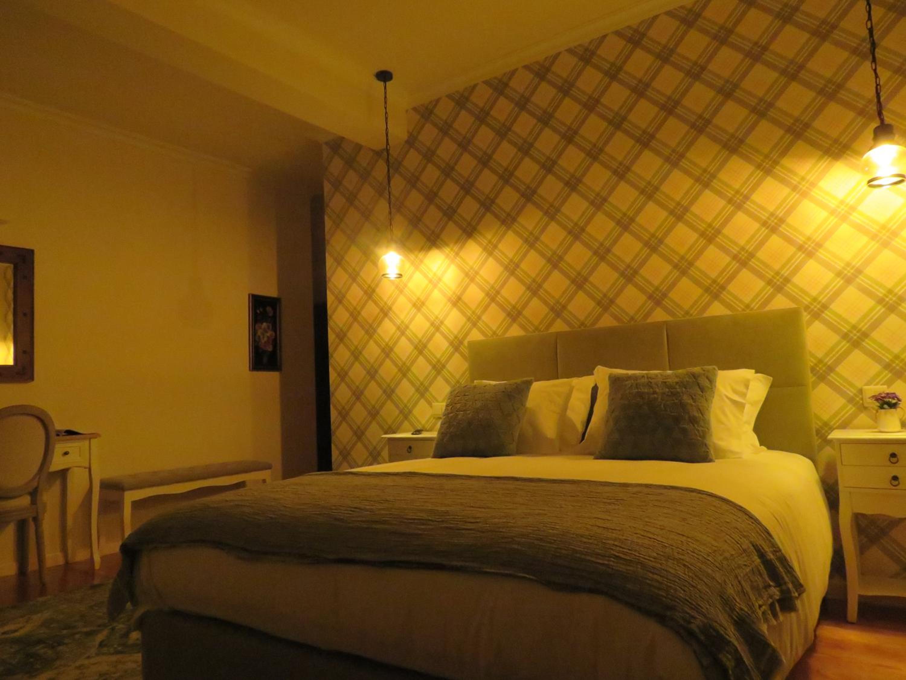 Double Room with Private Bathroom - Photo 4