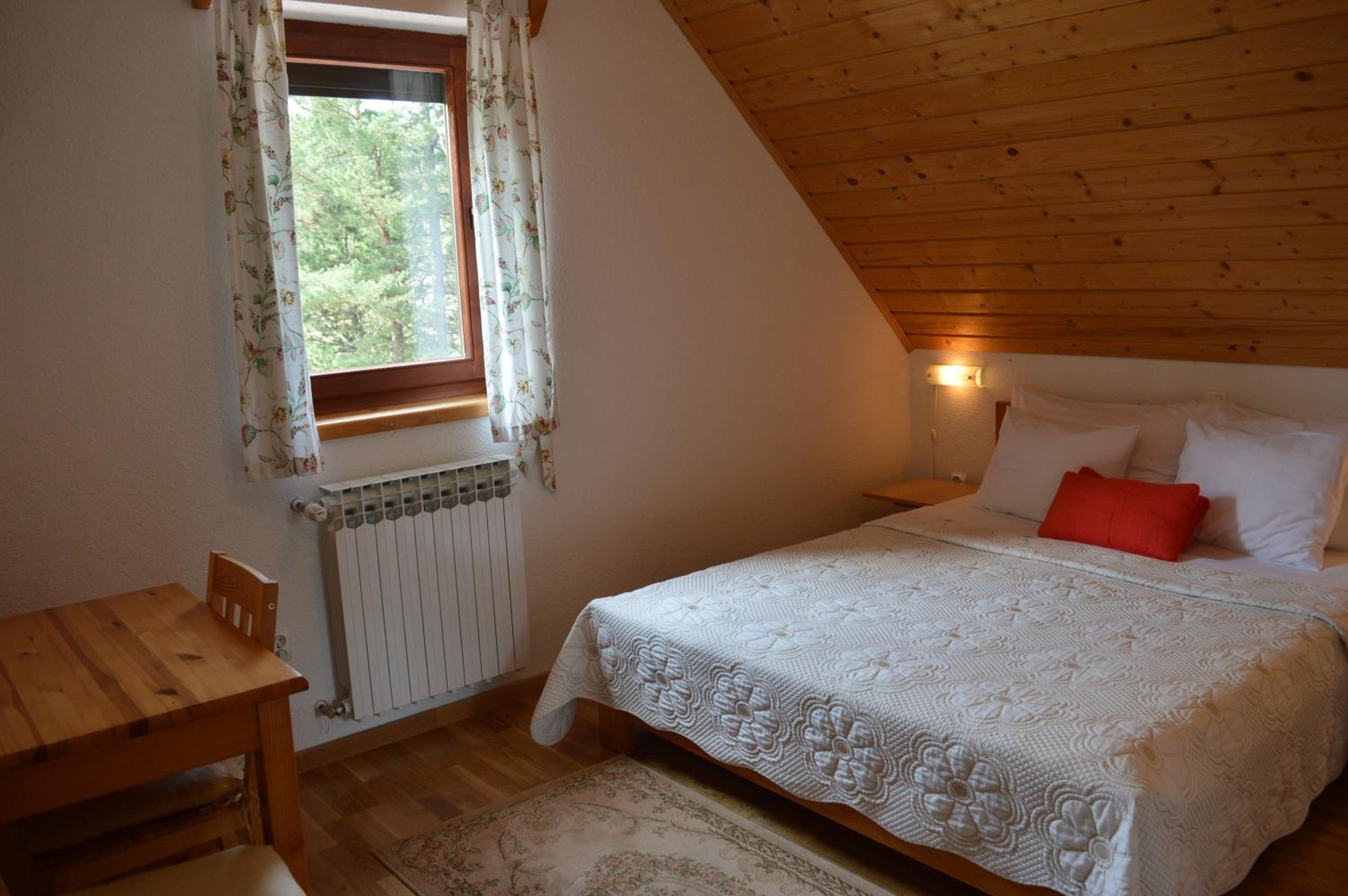 Small Double Room photo 1