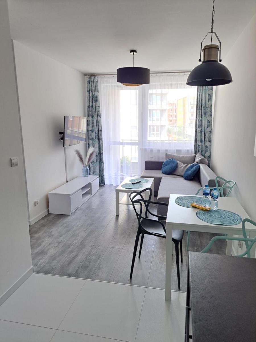 One-Bedroom Apartment - Photo 6