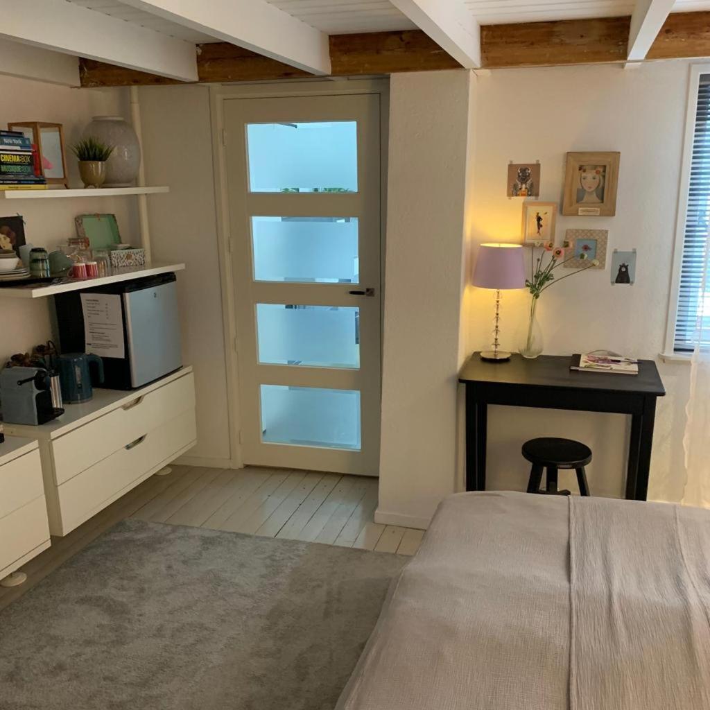 Deluxe Room - Photo 16