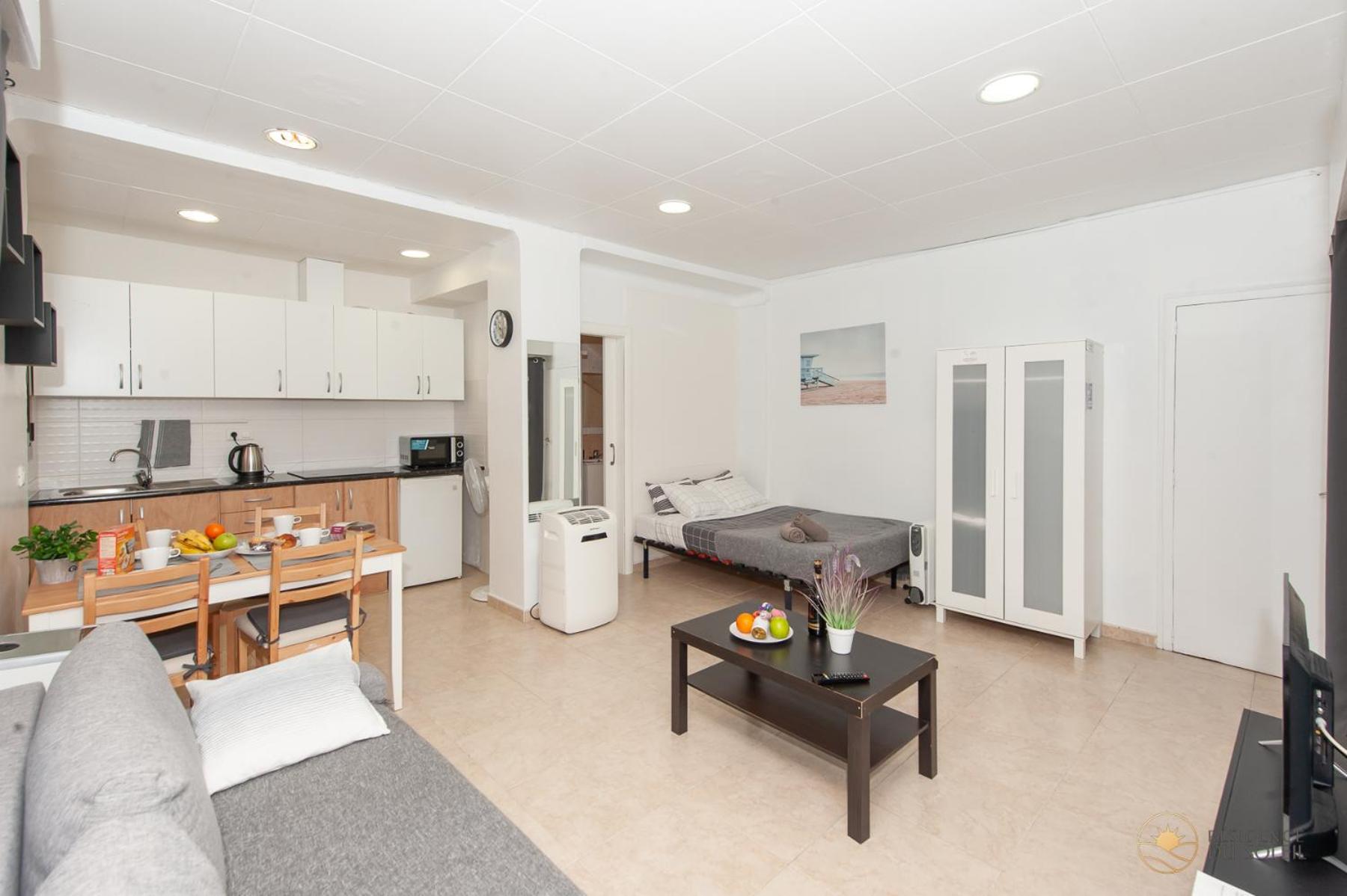 Standard Studio Ground Floor - Photo 1