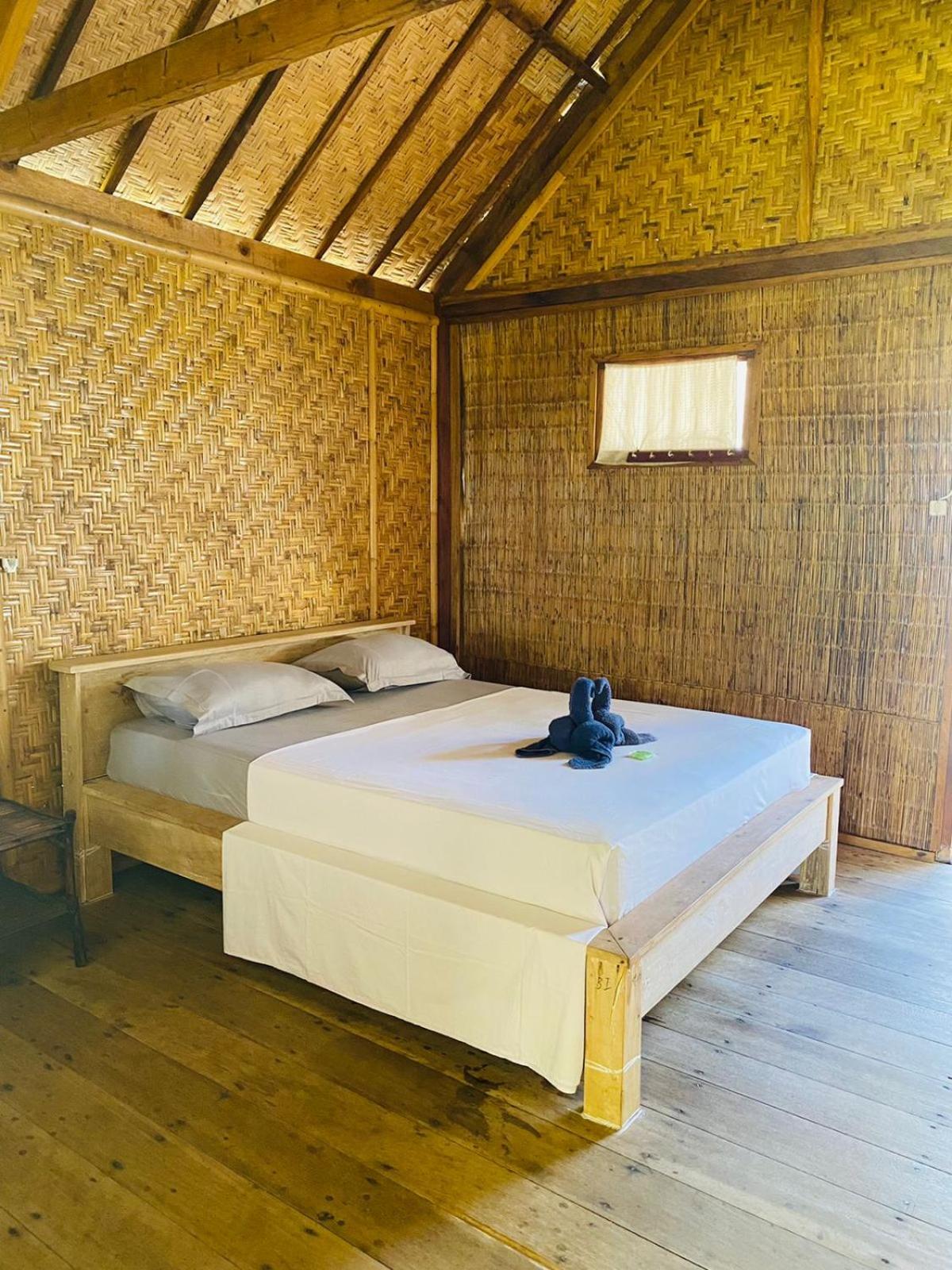 Standard Double Room with Fan photo 1