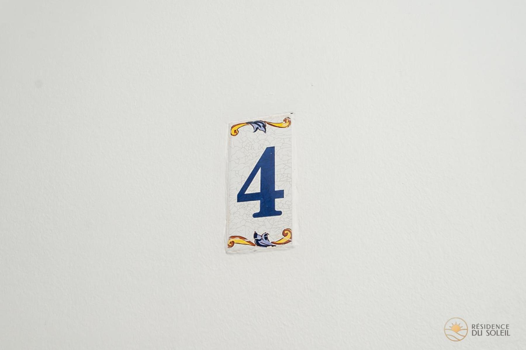 Studio with Terrace and Sea View Fifth Floor  - Photo 13