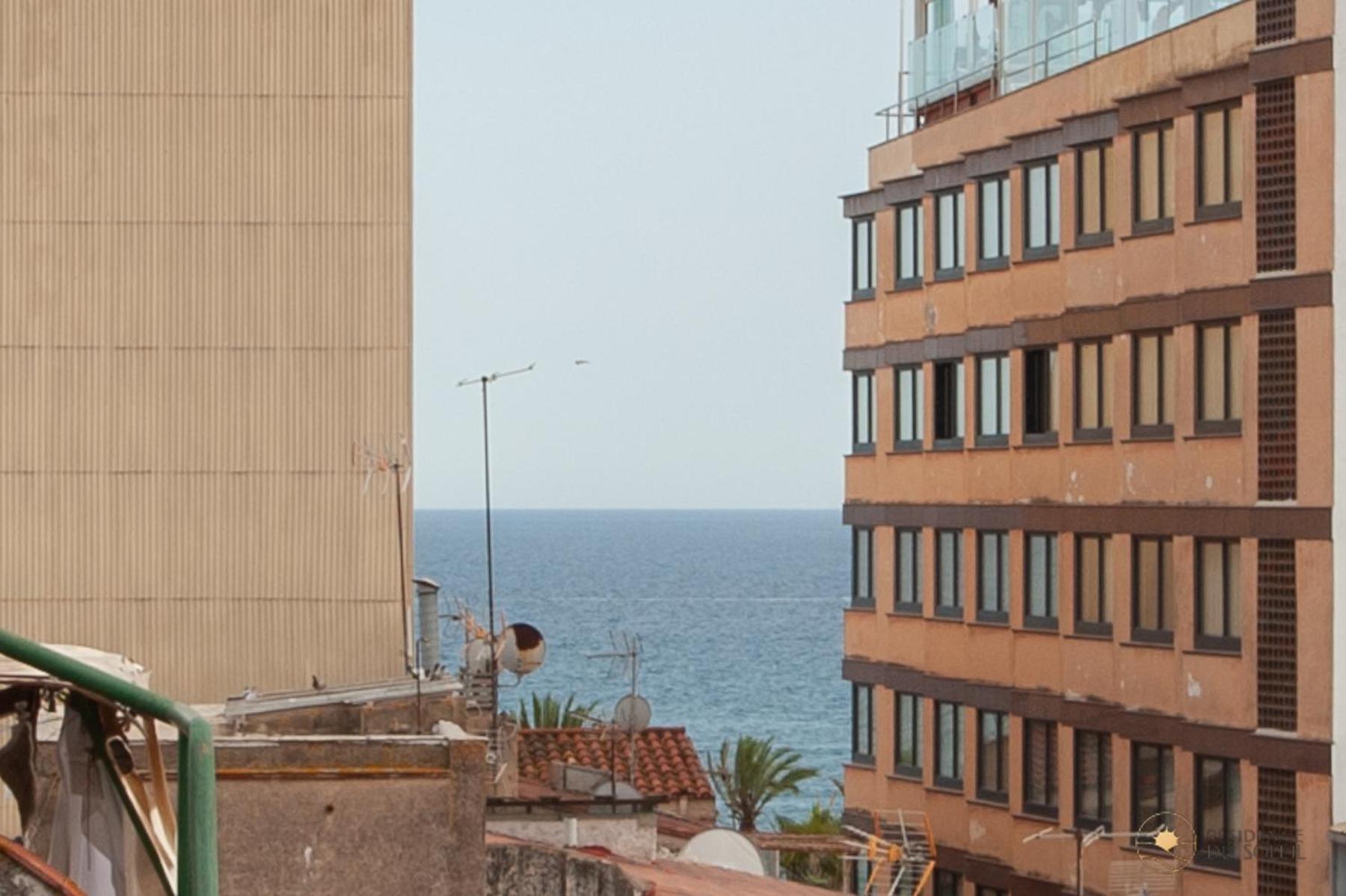 Studio with Terrace and Sea View Fifth Floor  - Photo 21