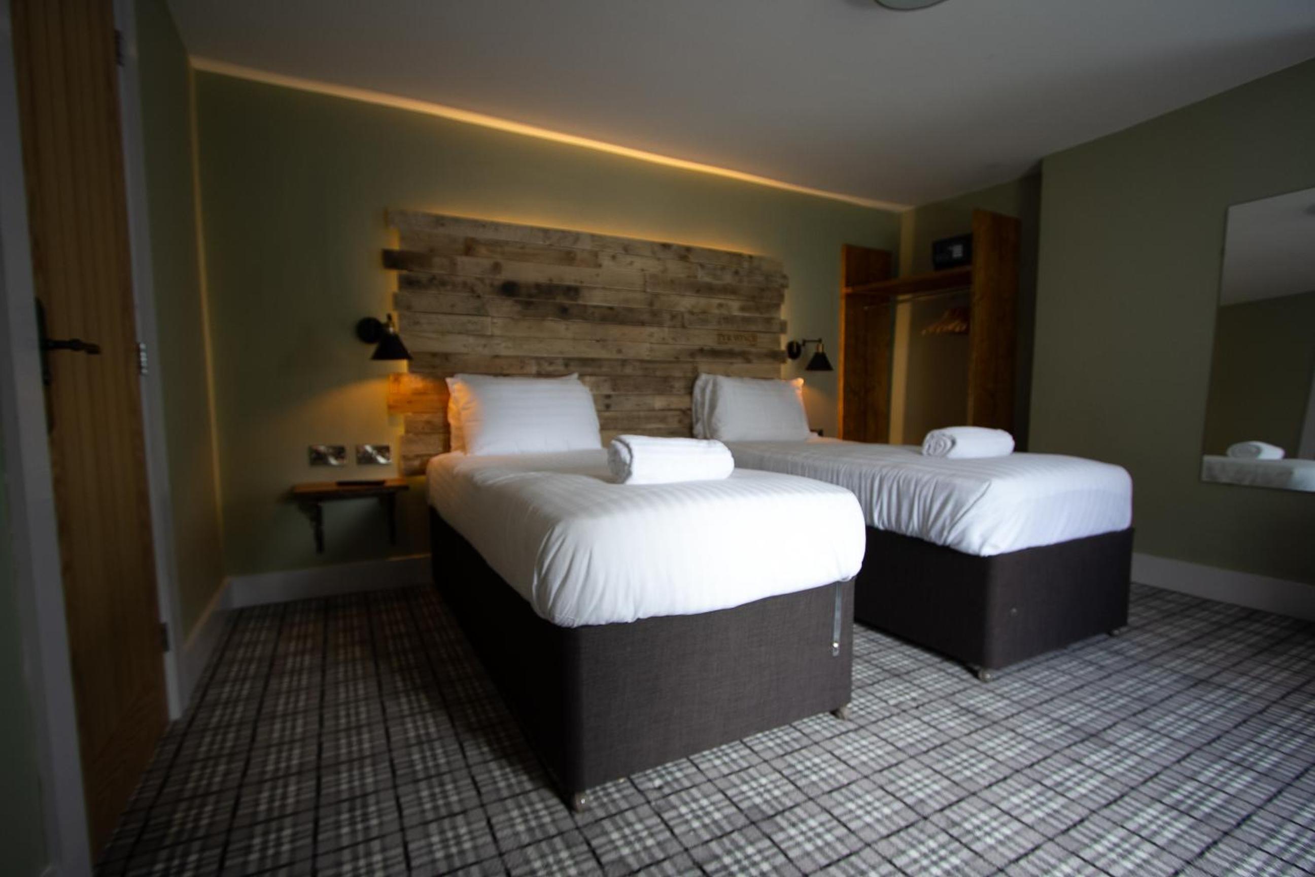 Deluxe Double or Twin Room - Photo 4