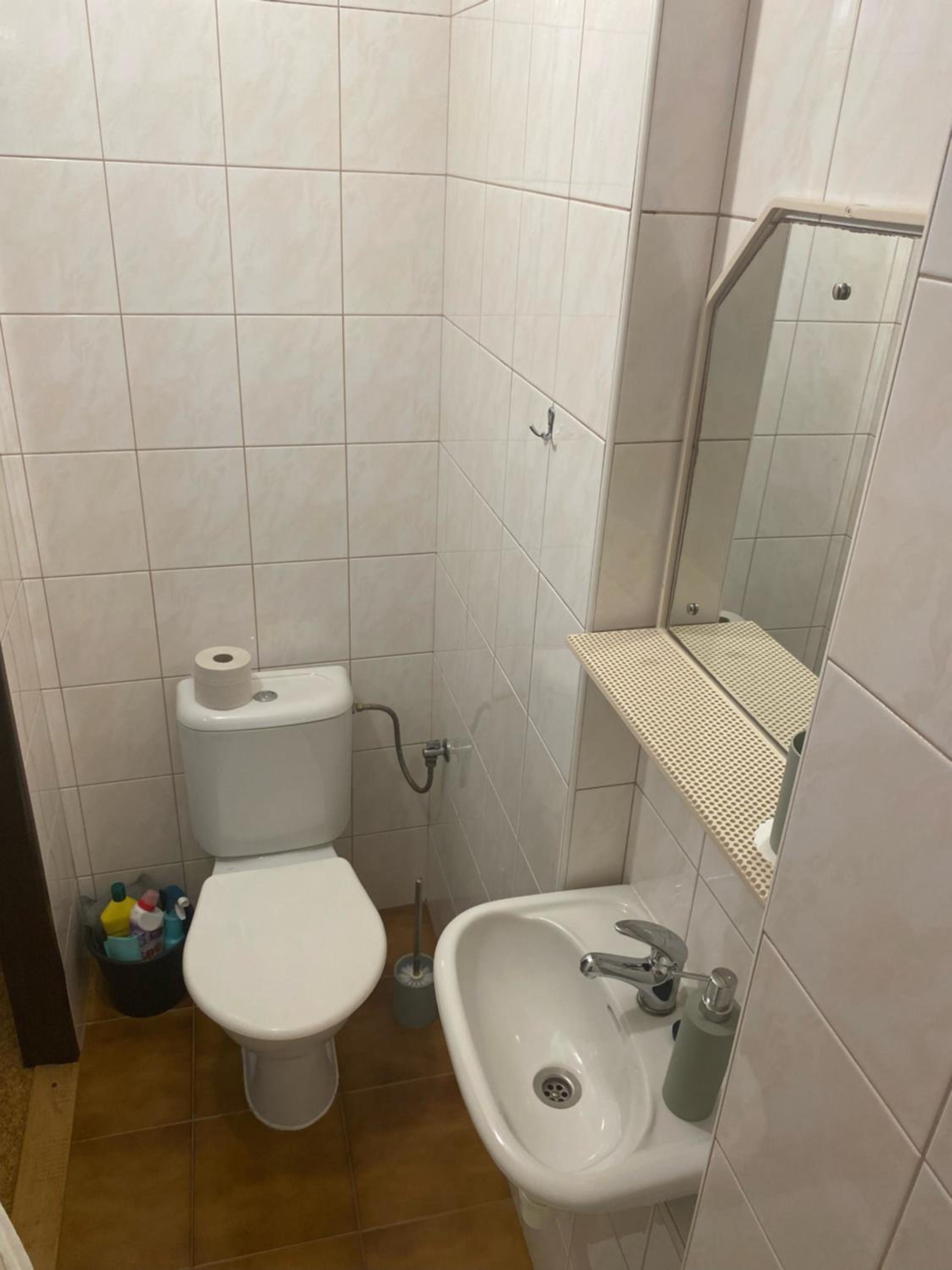 Quadruple Room with Private Bathroom photo 2