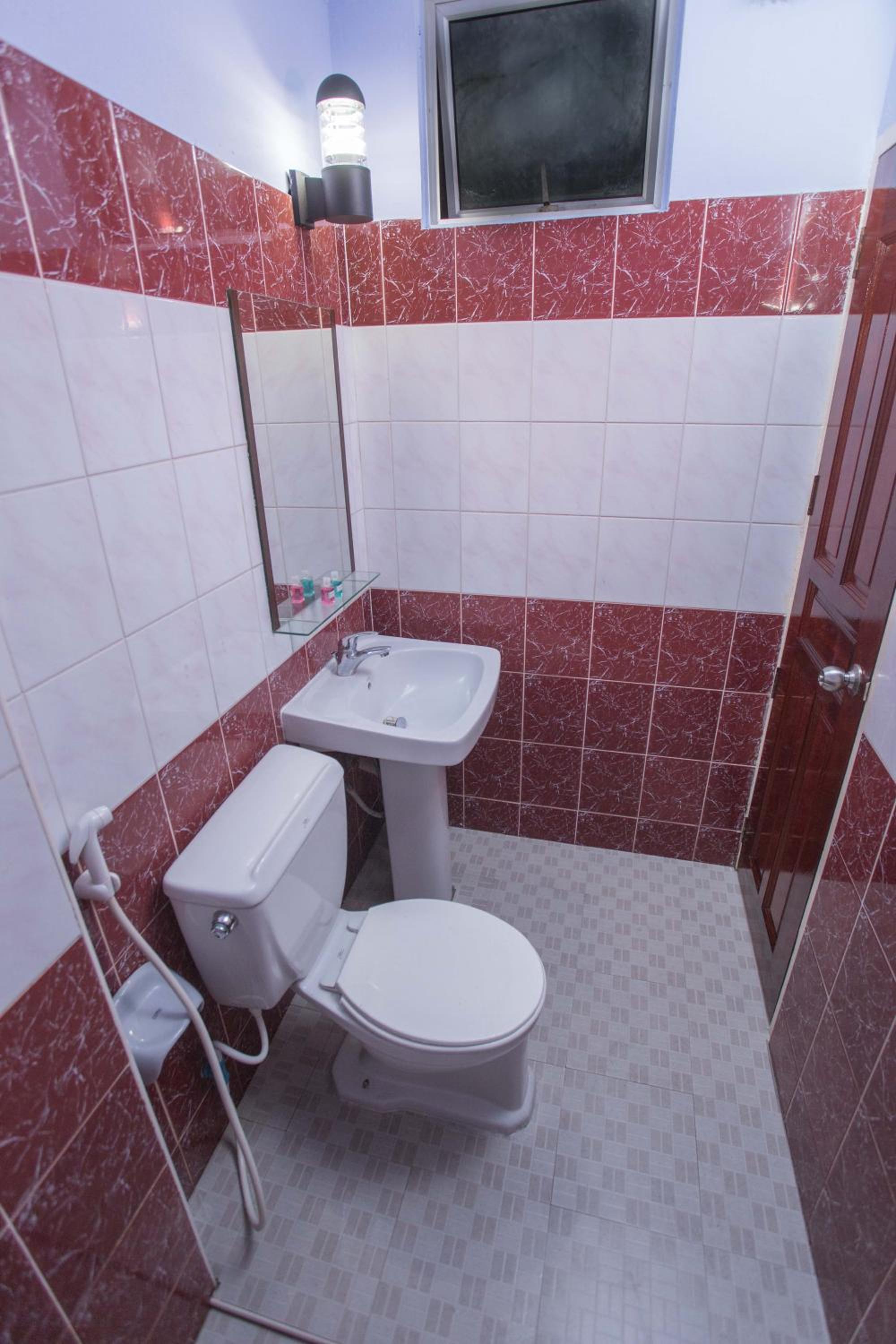 Standard Double or Twin Room photo 1