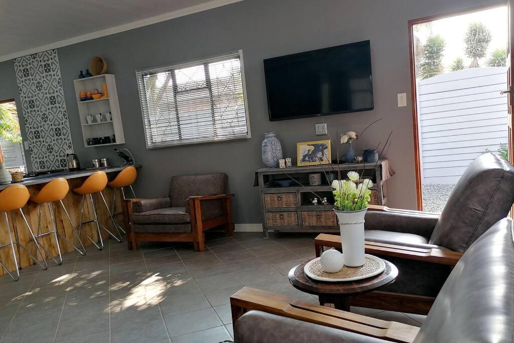 One-Bedroom Apartment - Photo 30