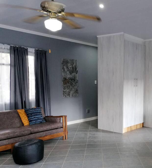 One-Bedroom Apartment - Photo 25