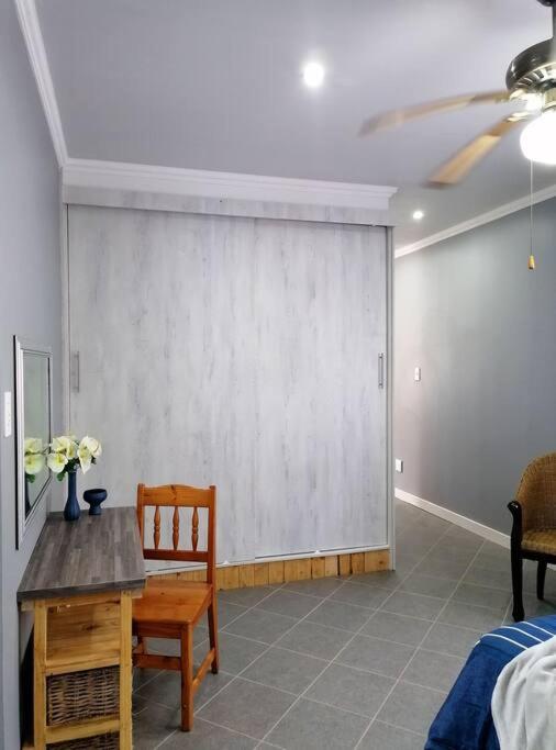 One-Bedroom Apartment - Photo 21