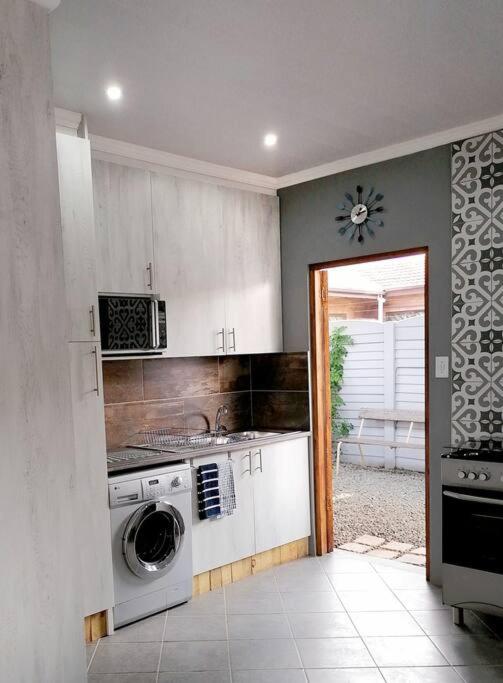 One-Bedroom Apartment - Photo 13