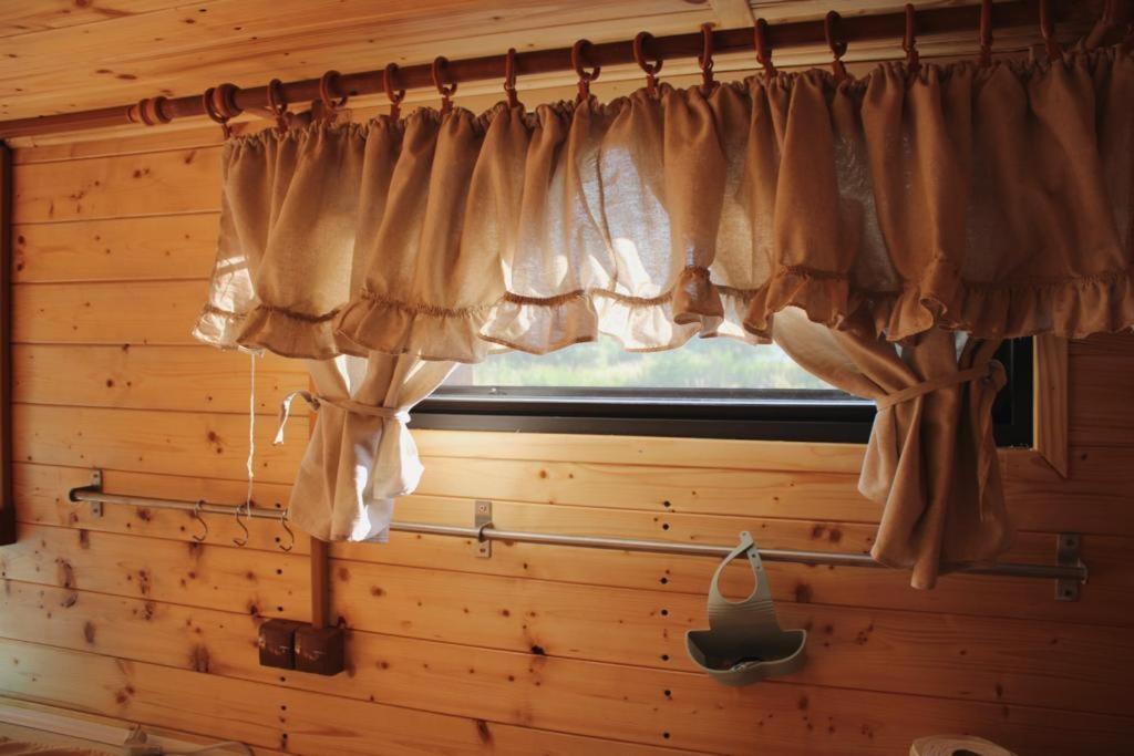 Mobile Home photo 3