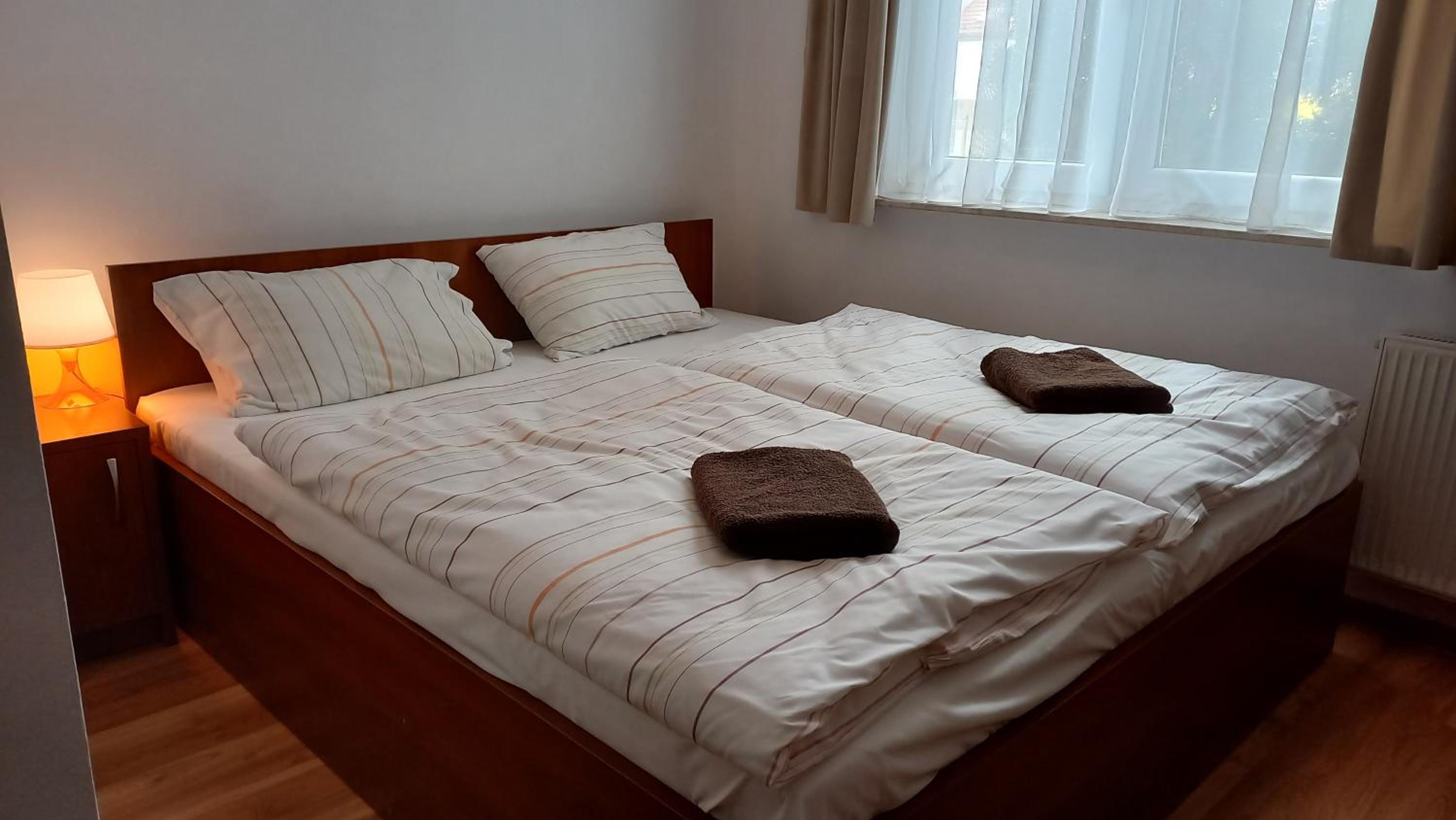 Standard King Room - Photo 1