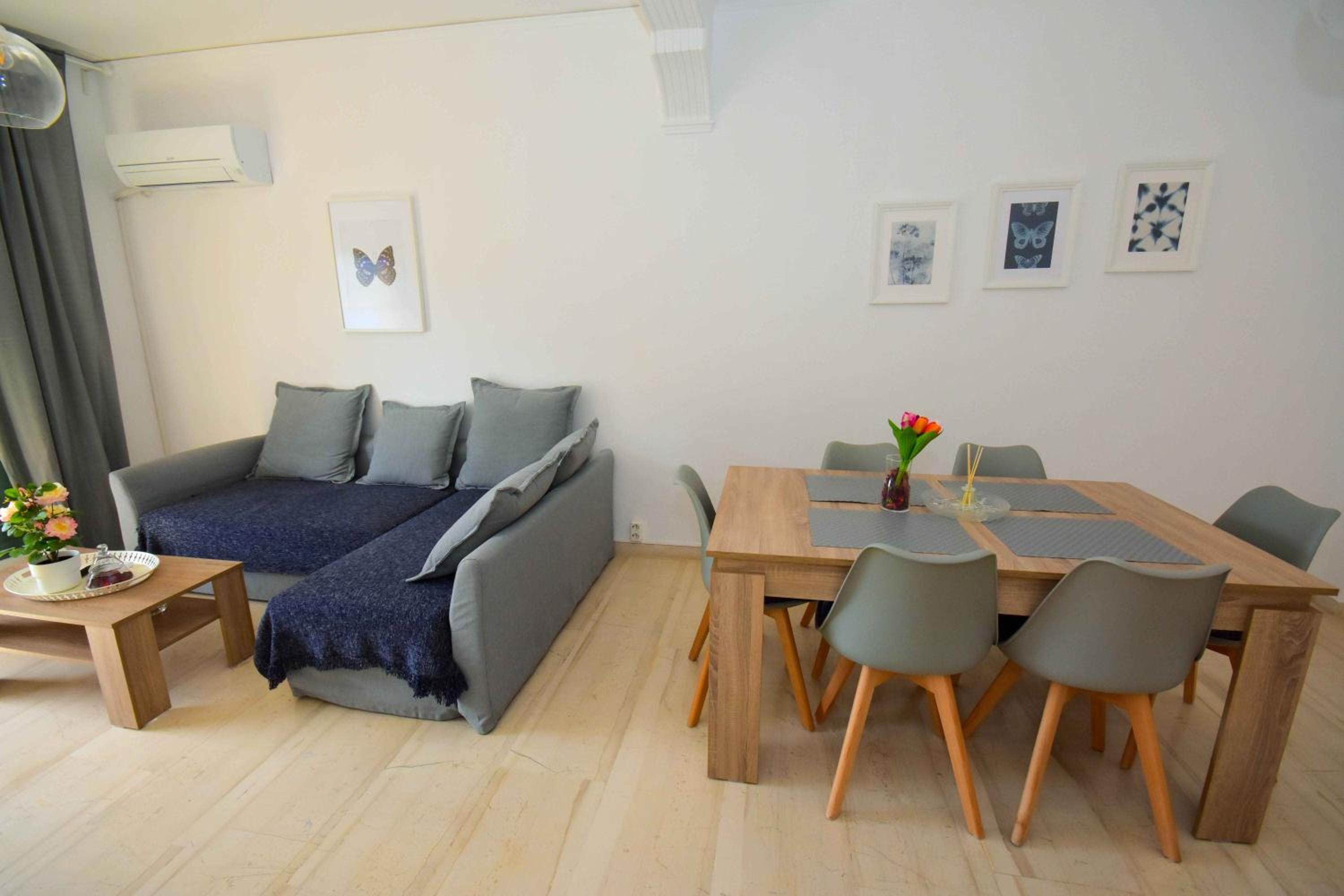 One-Bedroom Apartment - Photo 16