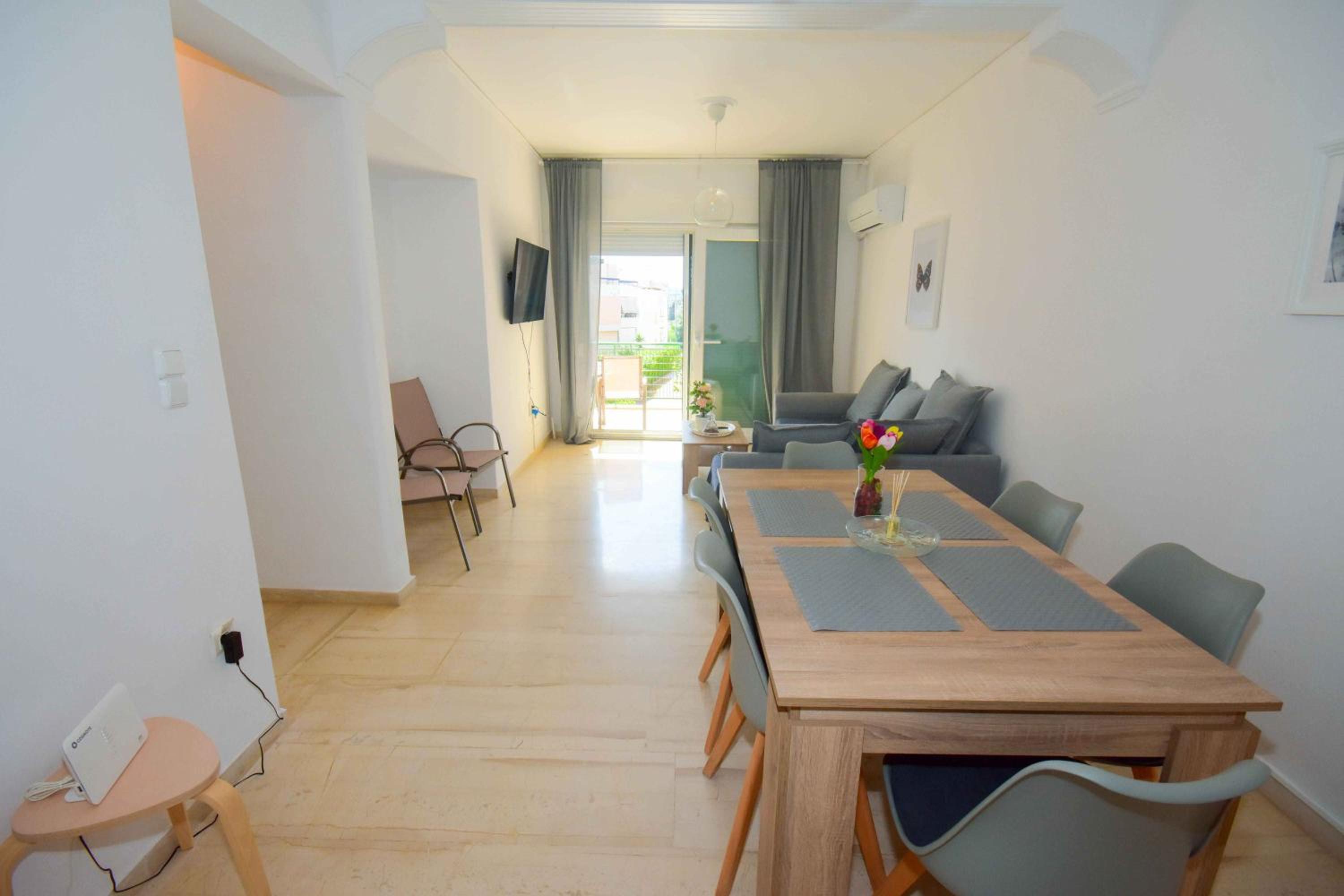 One-Bedroom Apartment - Photo 18