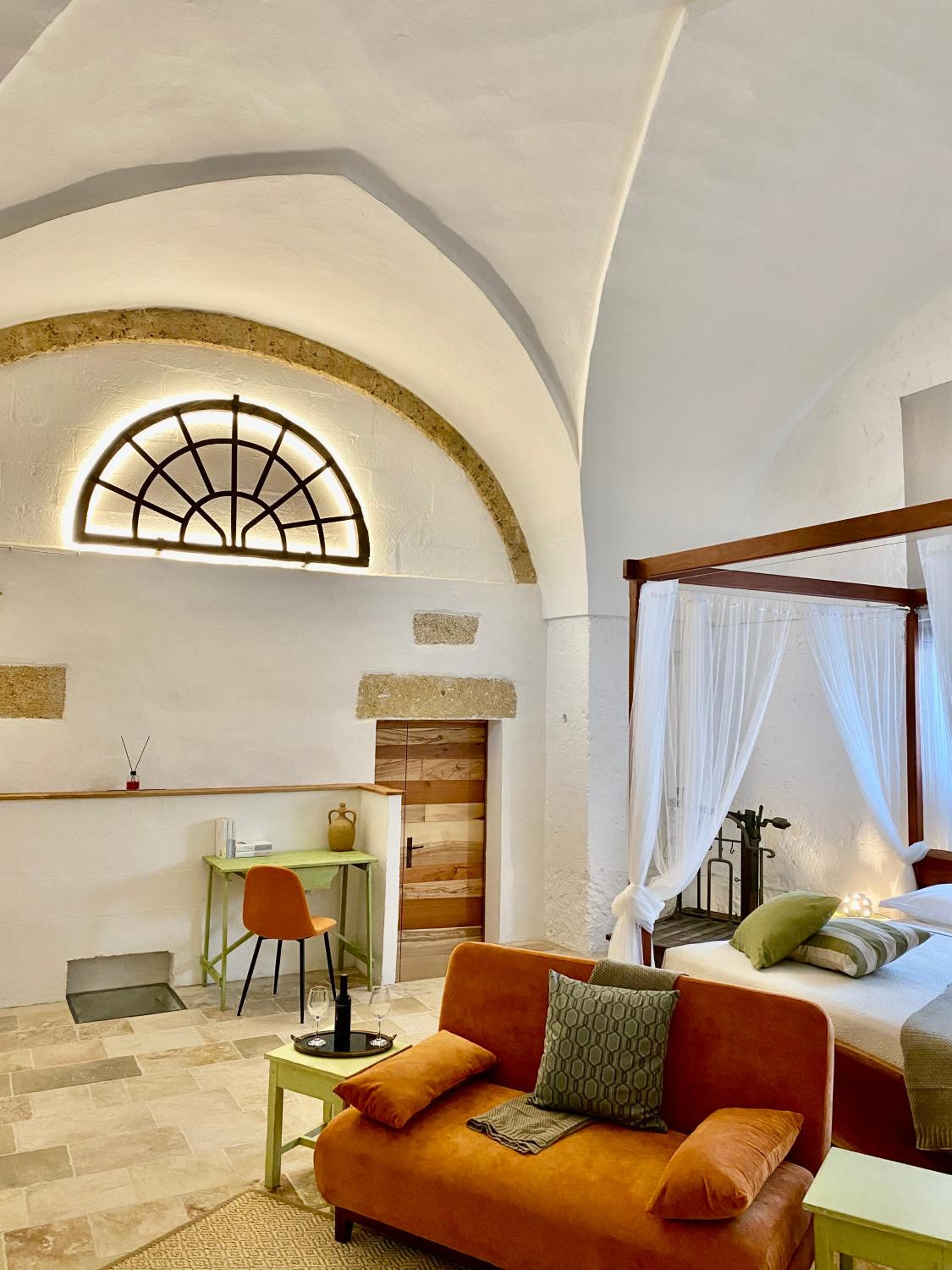 Double Room with Spa Bath photo 1