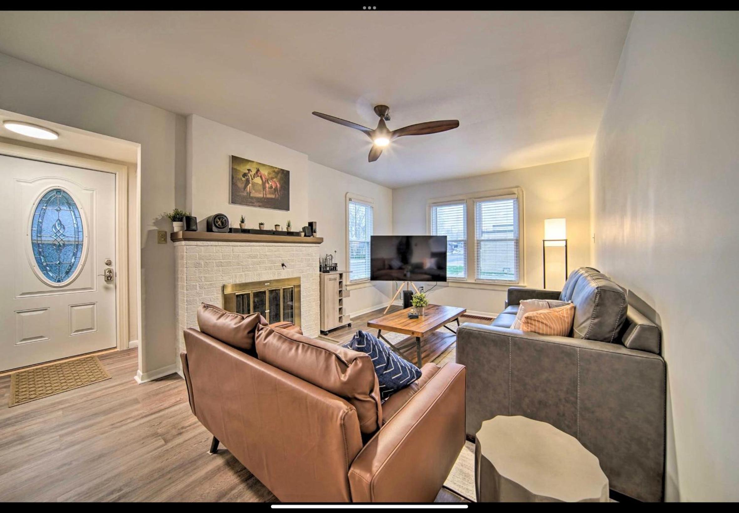 Three-Bedroom House photo 1