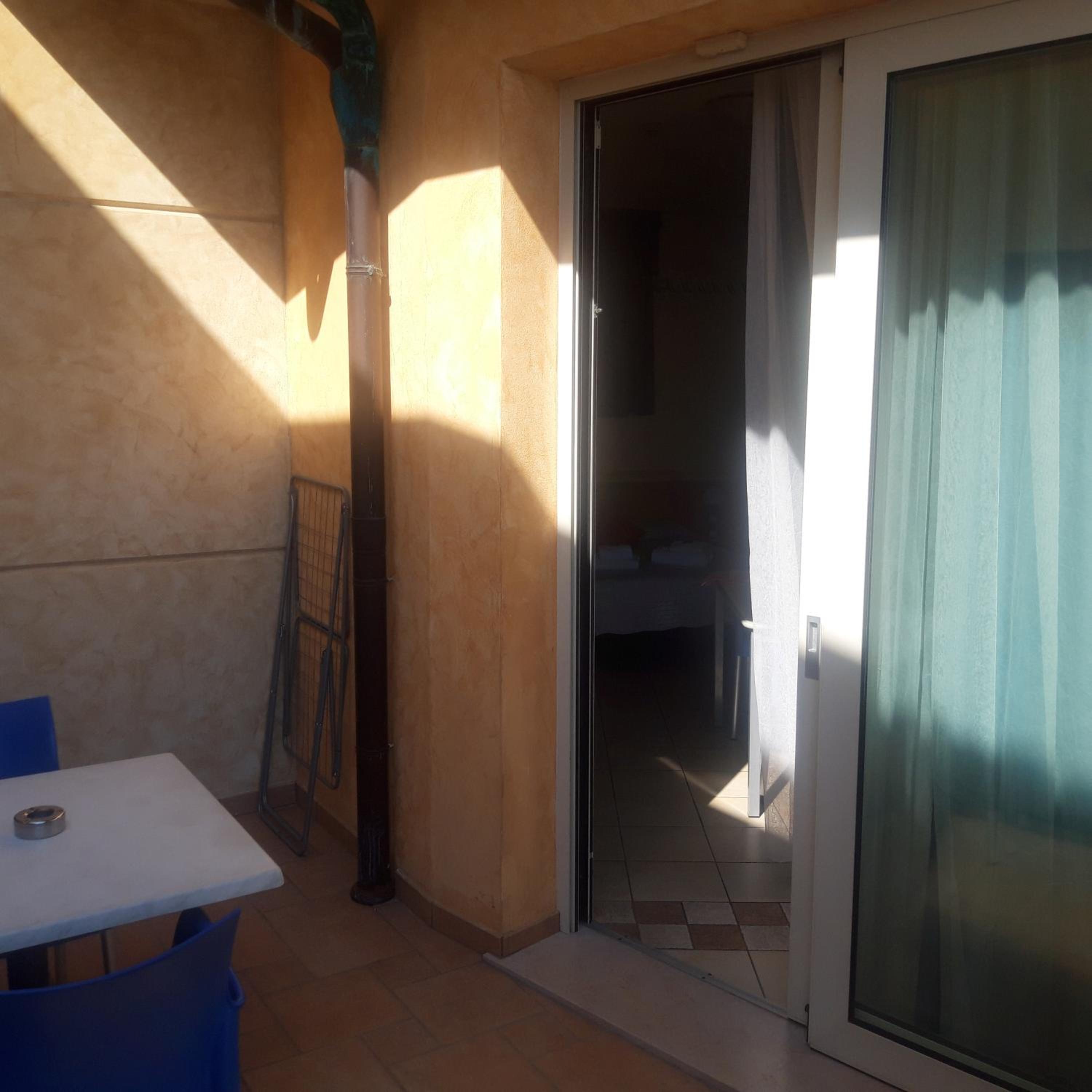 Studio with Terrace photo 3