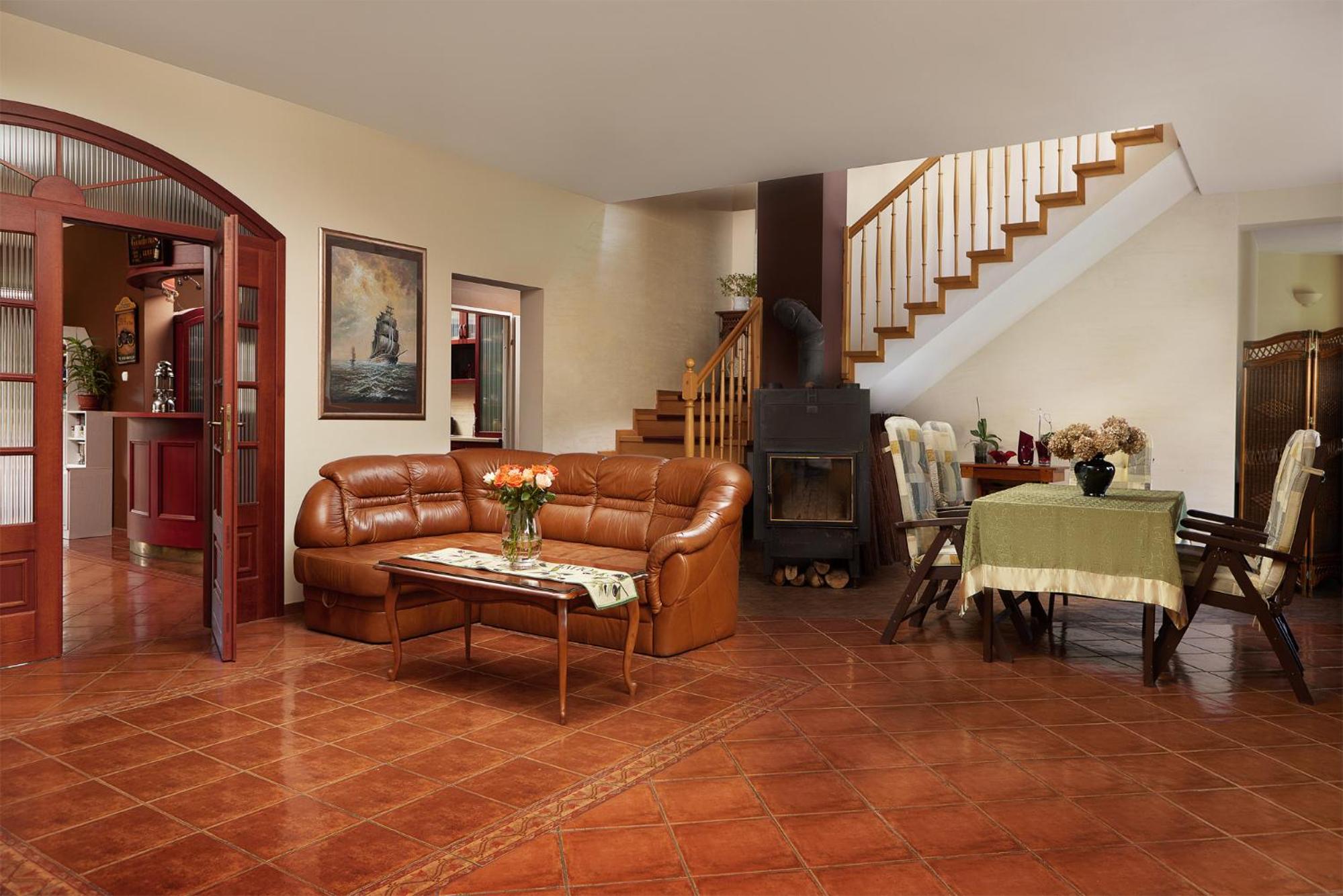 Quadruple Room - Photo 2