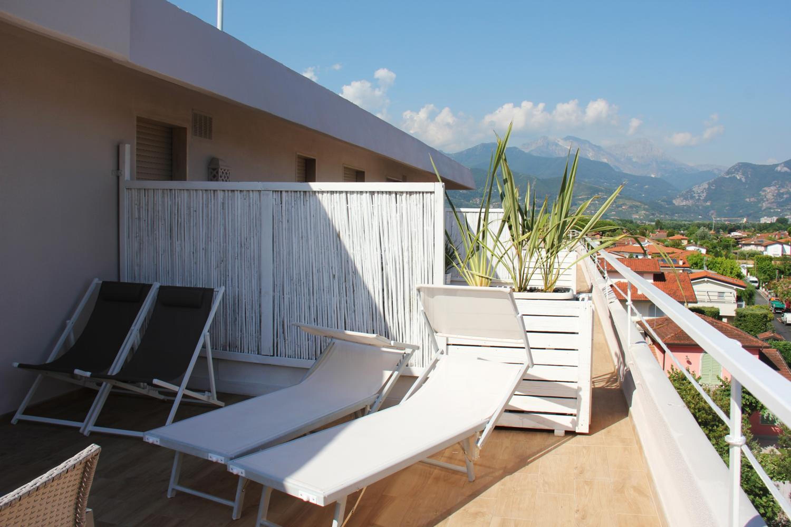 Suite with Terrace - Photo 5