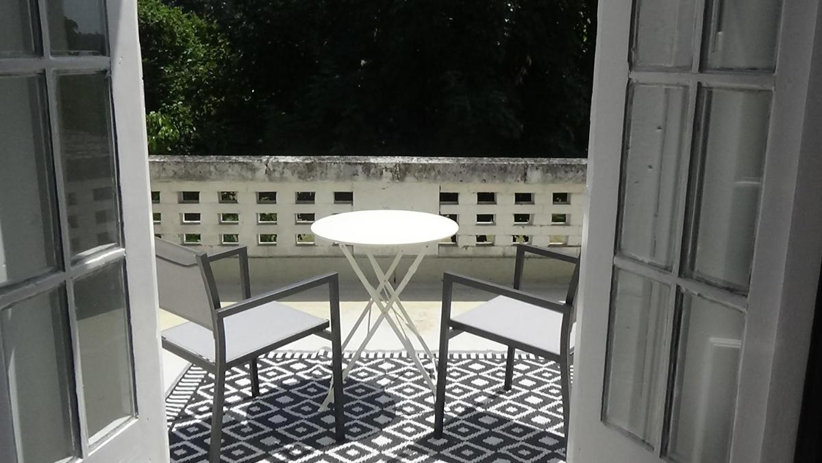 Double Room with Balcony - Photo 2