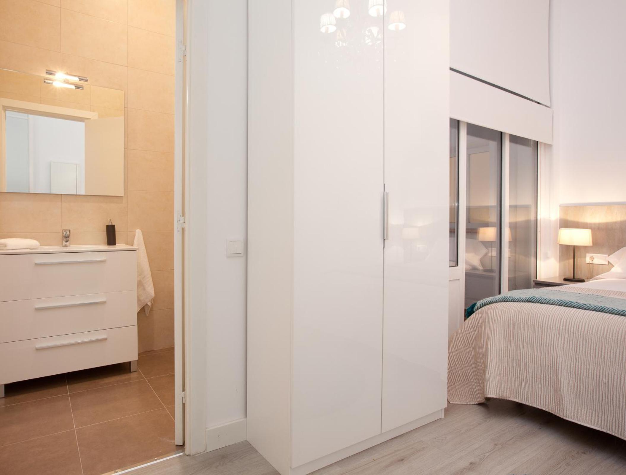 Two-Bedroom Apartment  - Ground Floor - Orange photo 3
