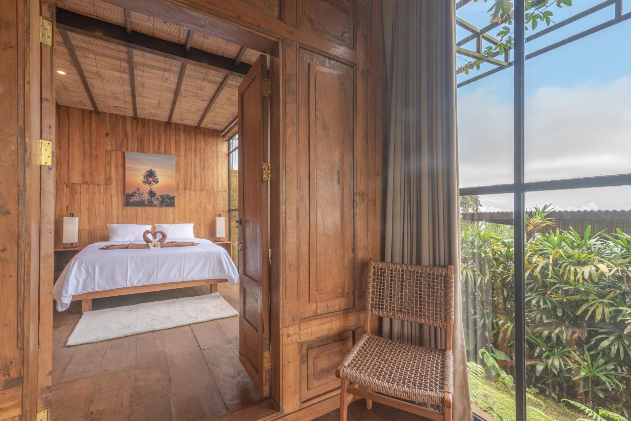 Two-Bedroom Villa - Photo 1