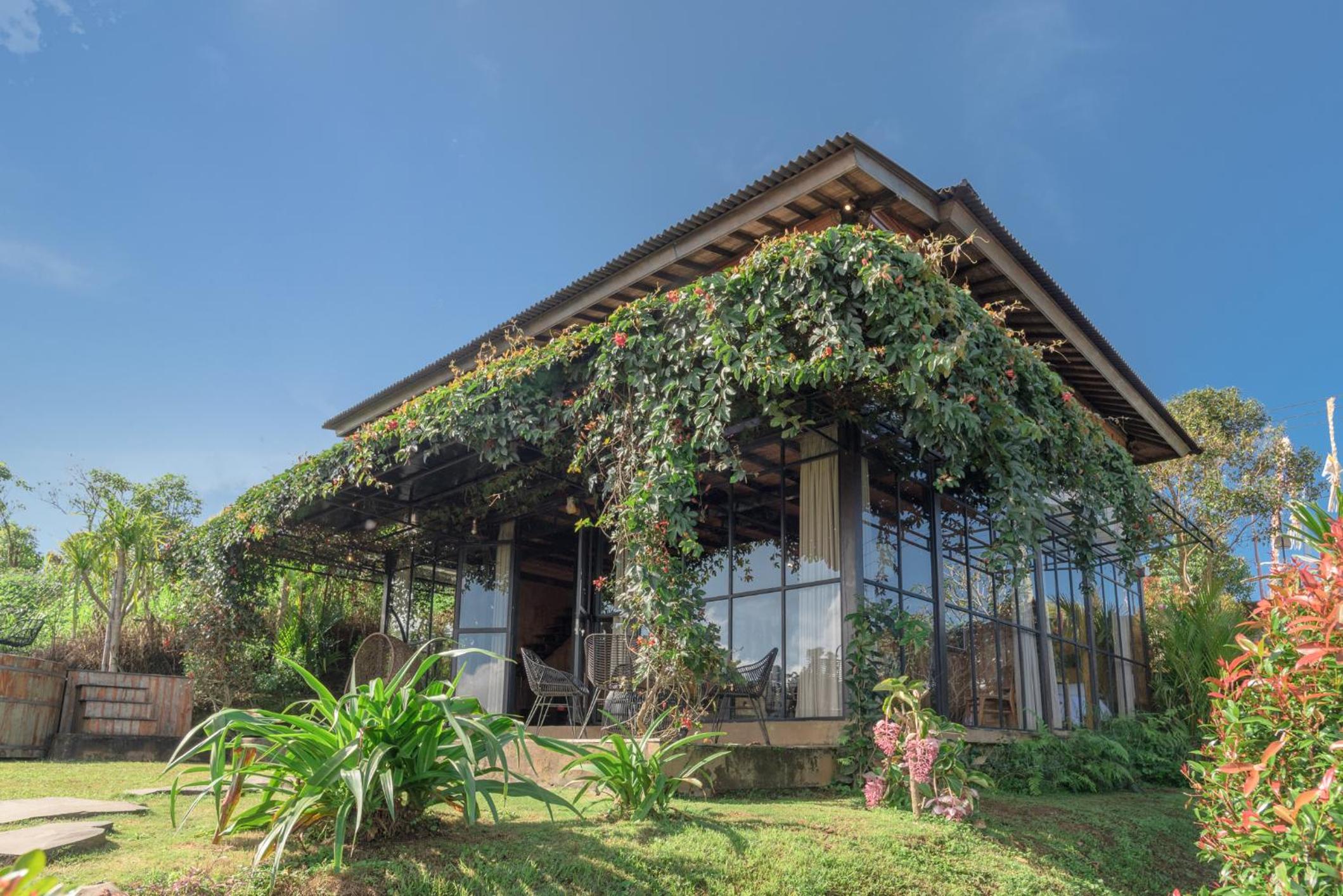 Two-Bedroom Villa - Photo 18