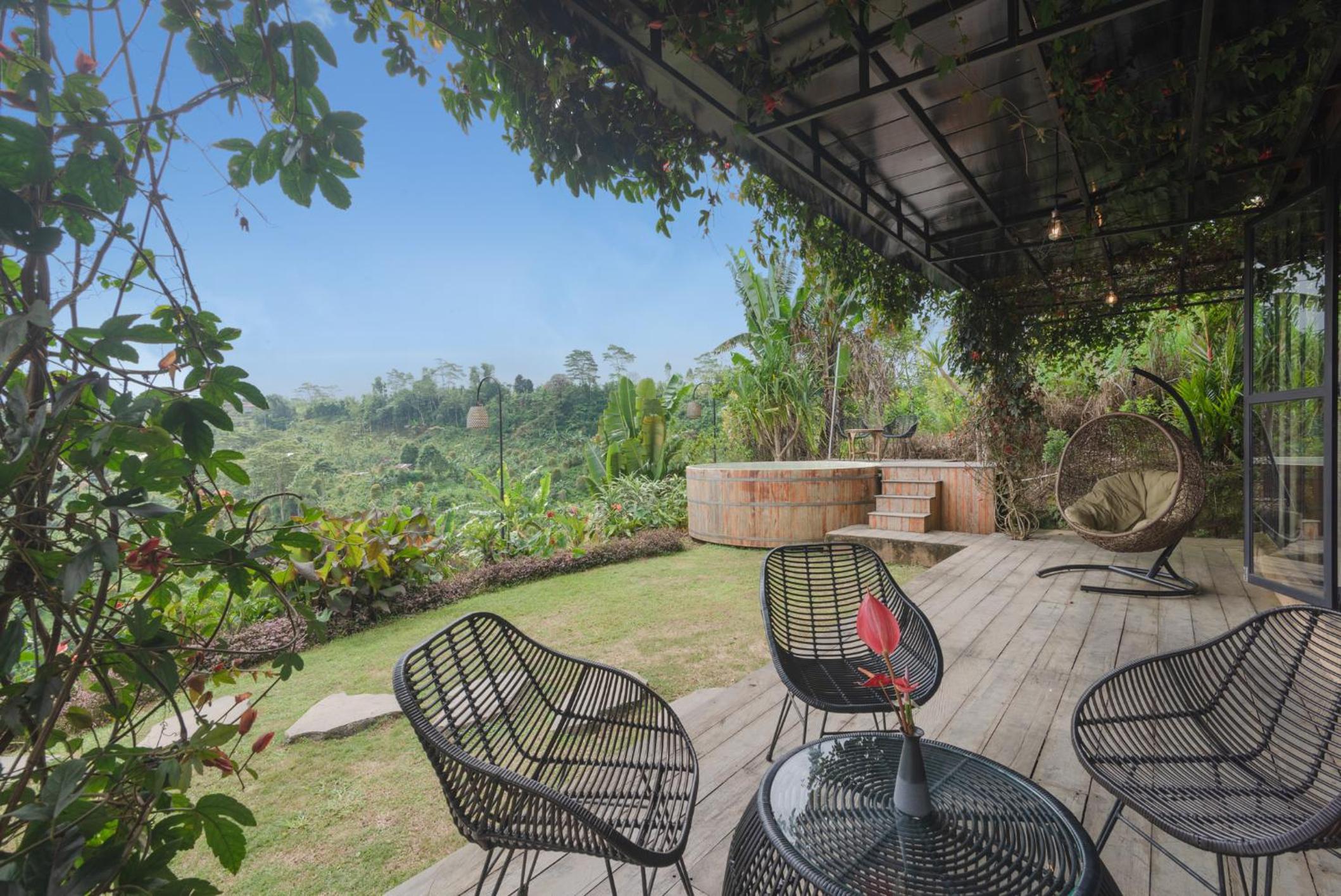 Two-Bedroom Villa - Photo 10