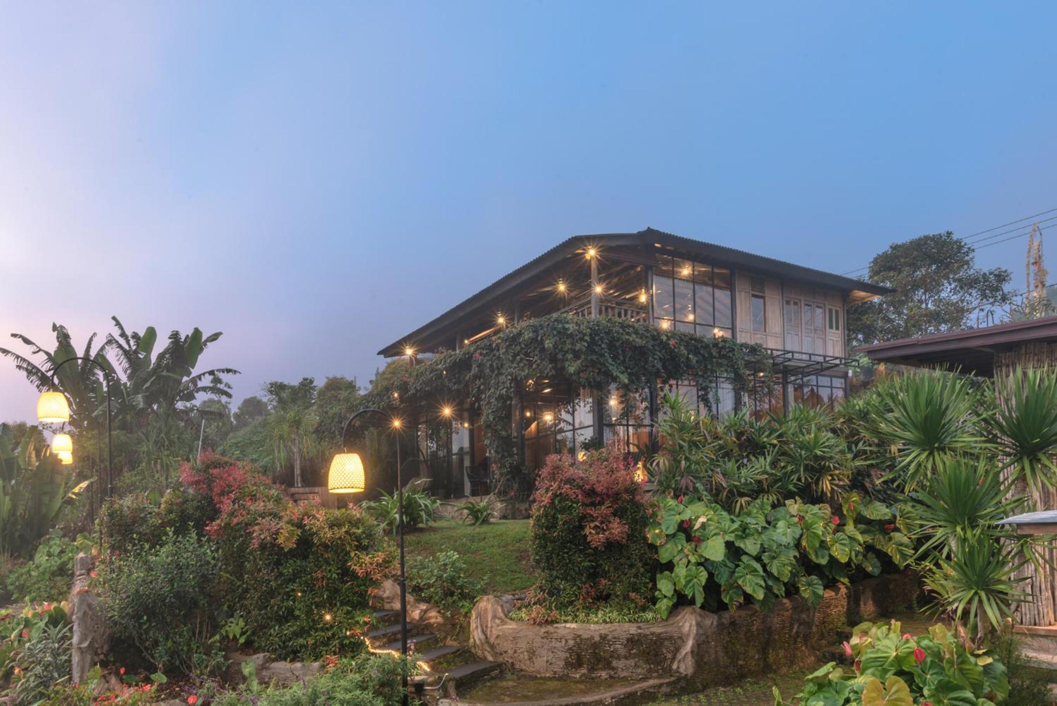Two-Bedroom Villa - Photo 4