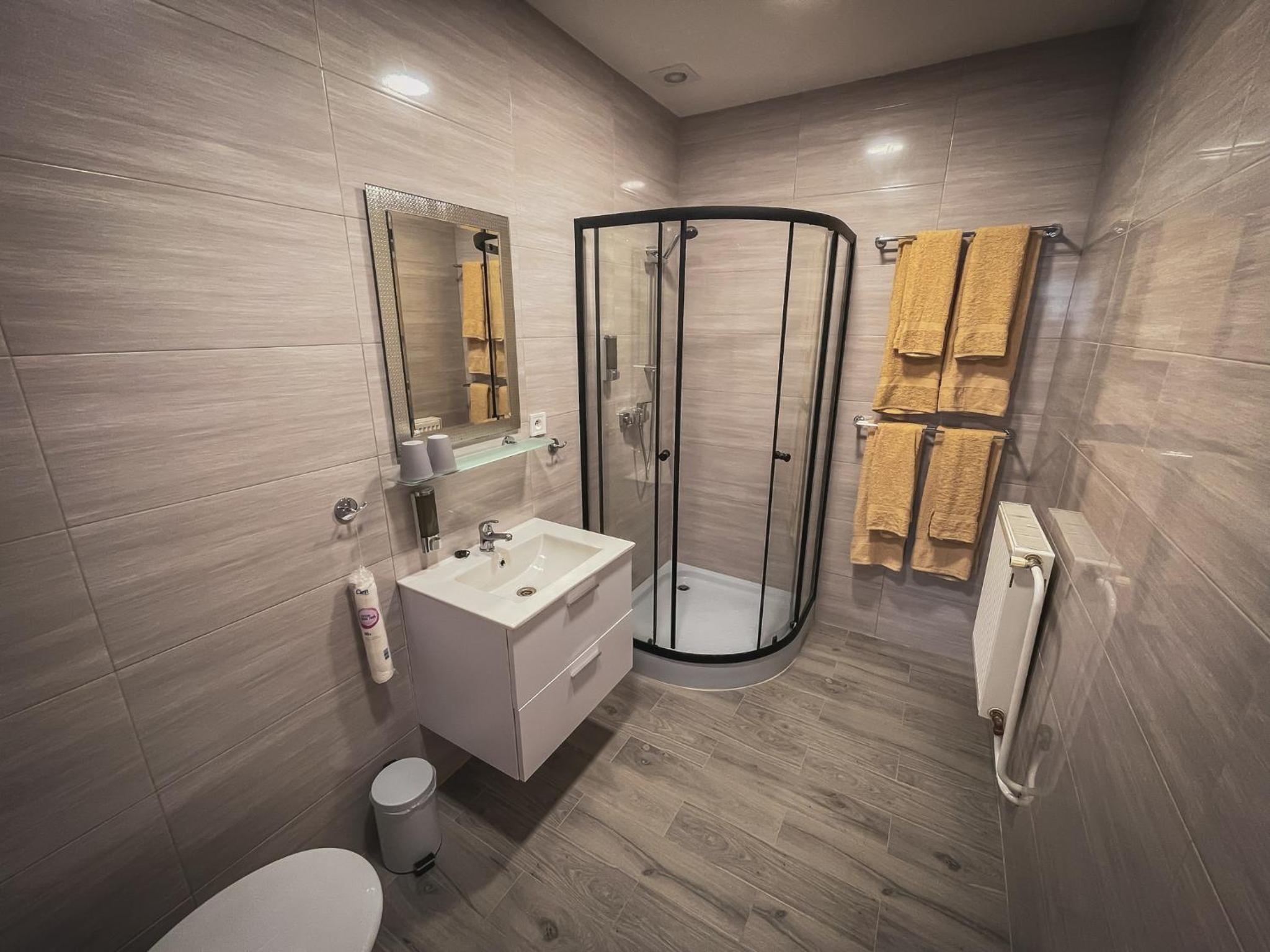 Two-Bedroom Apartment - Photo 3