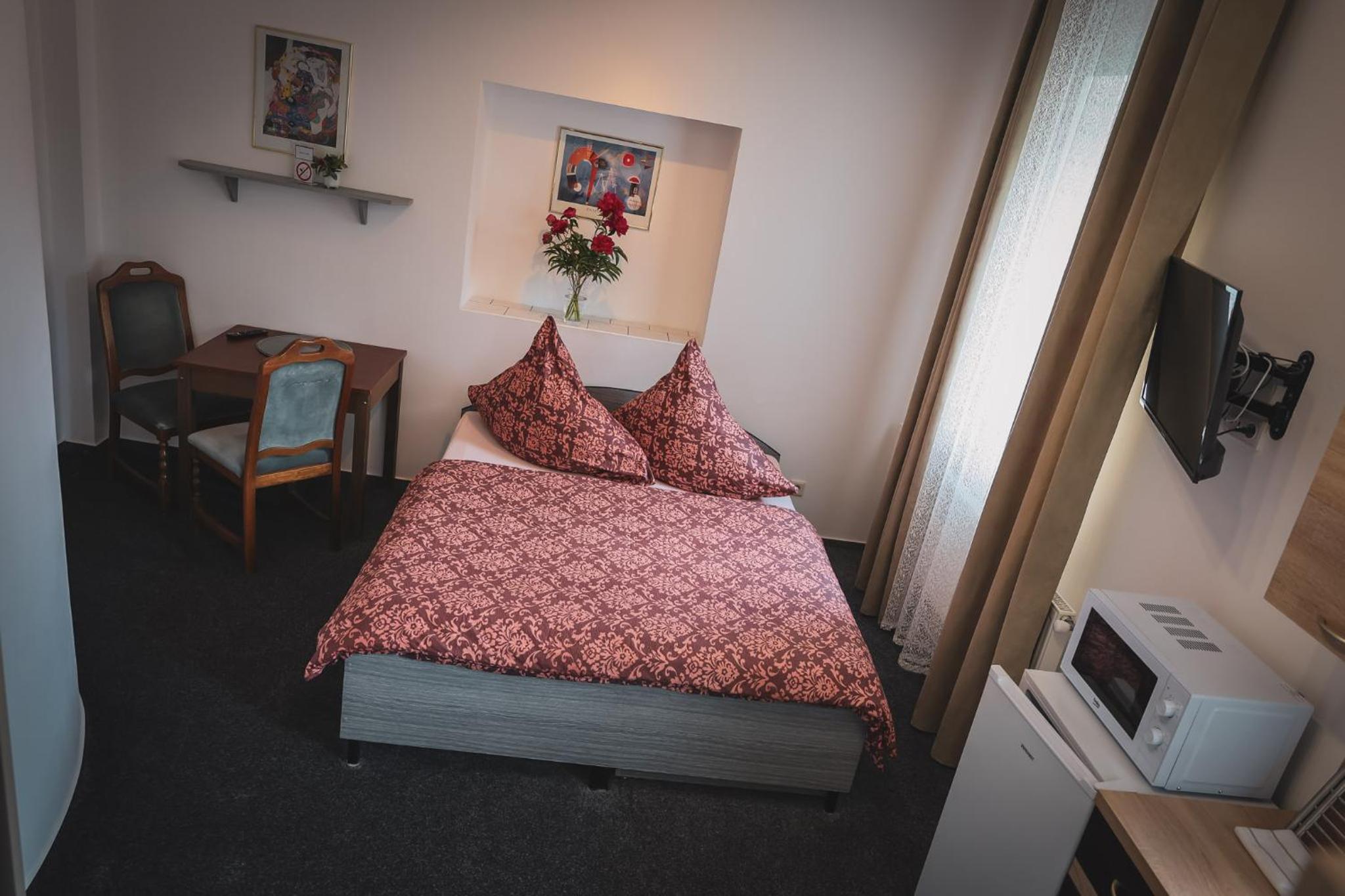 Apartment - Photo 2