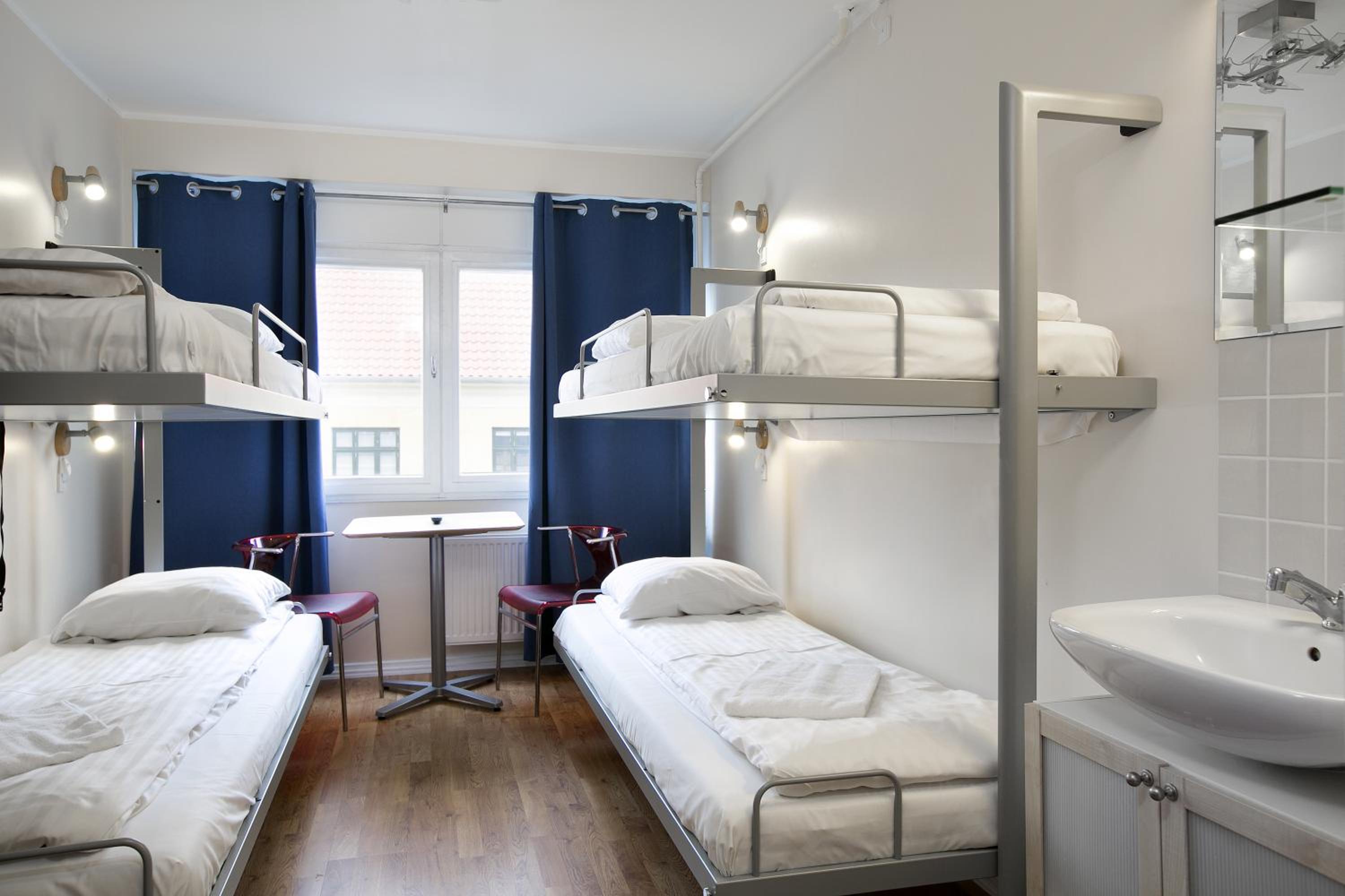 Triple Room with Shared Bathroom photo 1