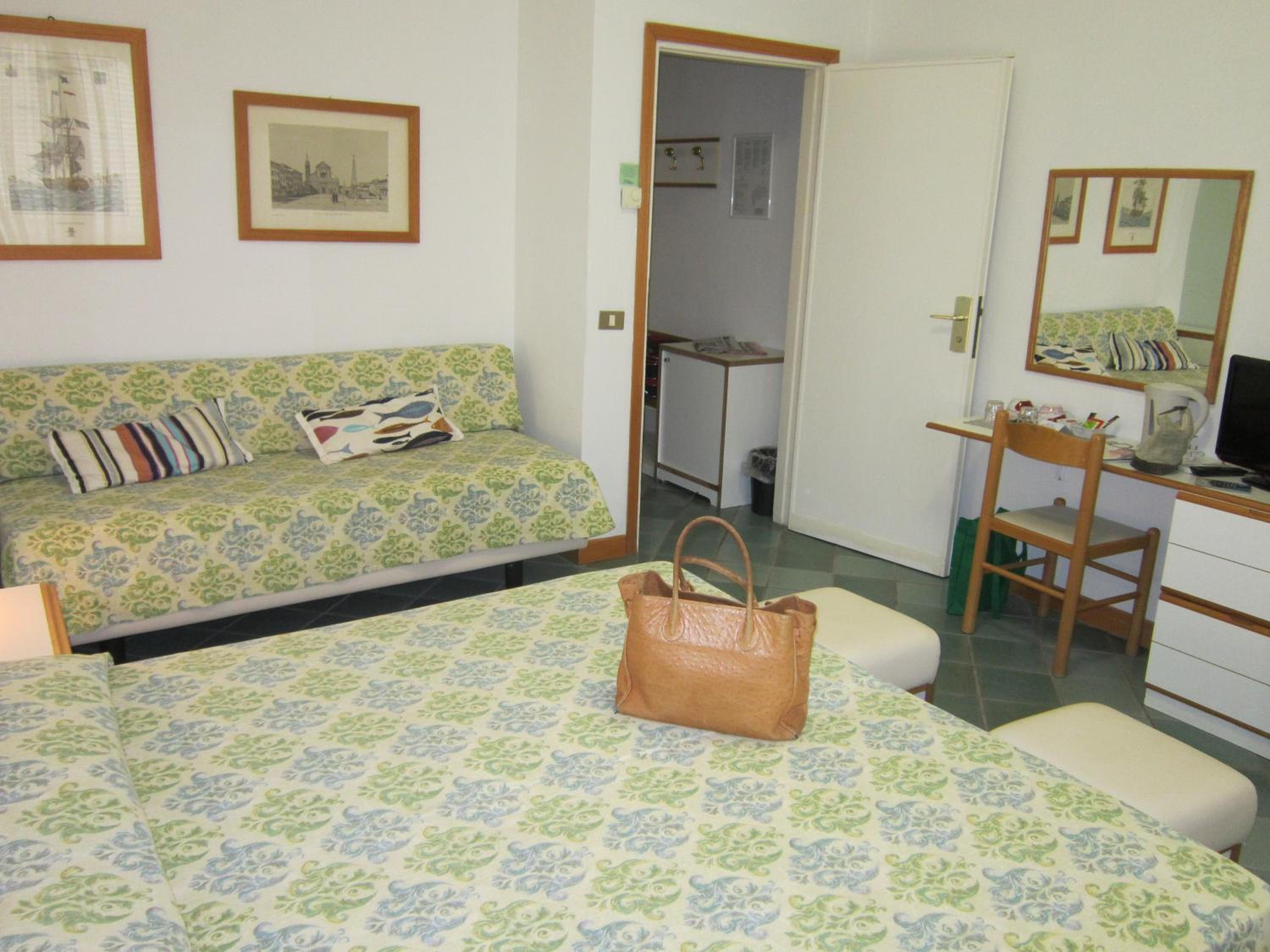 Triple Room photo 2