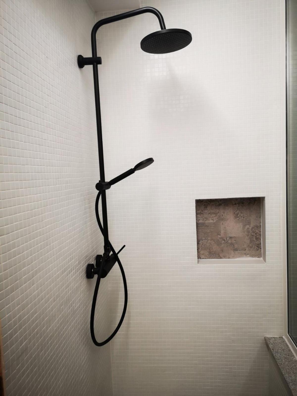 Studio Apartment - Photo 25
