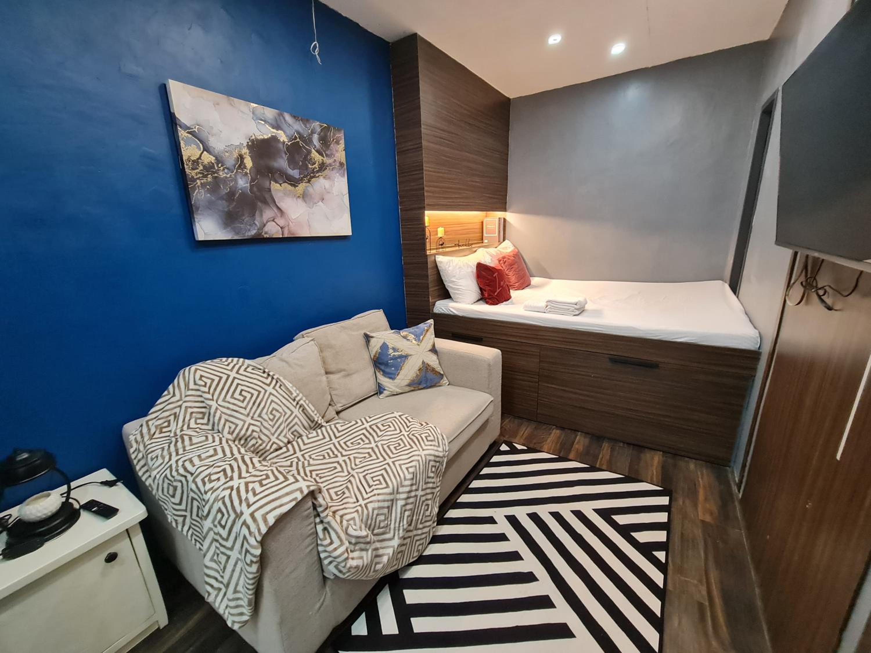 Three-Bedroom Apartment - Photo 1